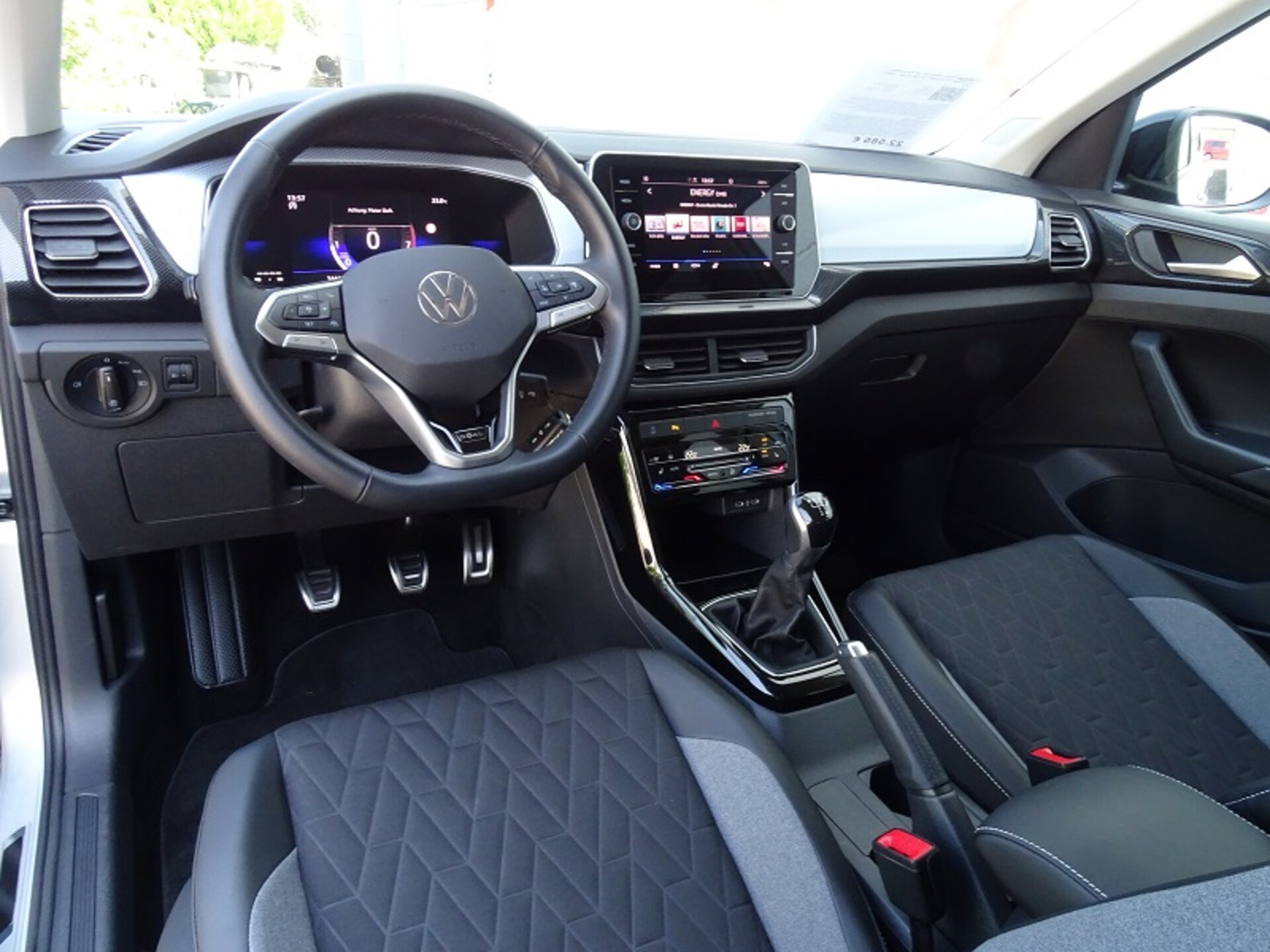 Volkswagen T-Cross Life