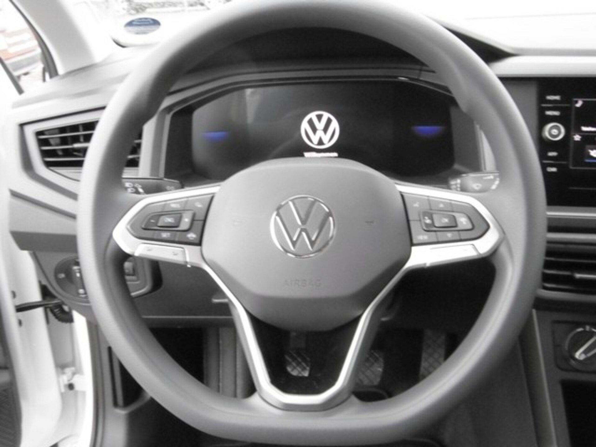 Volkswagen Polo Basis-Modell