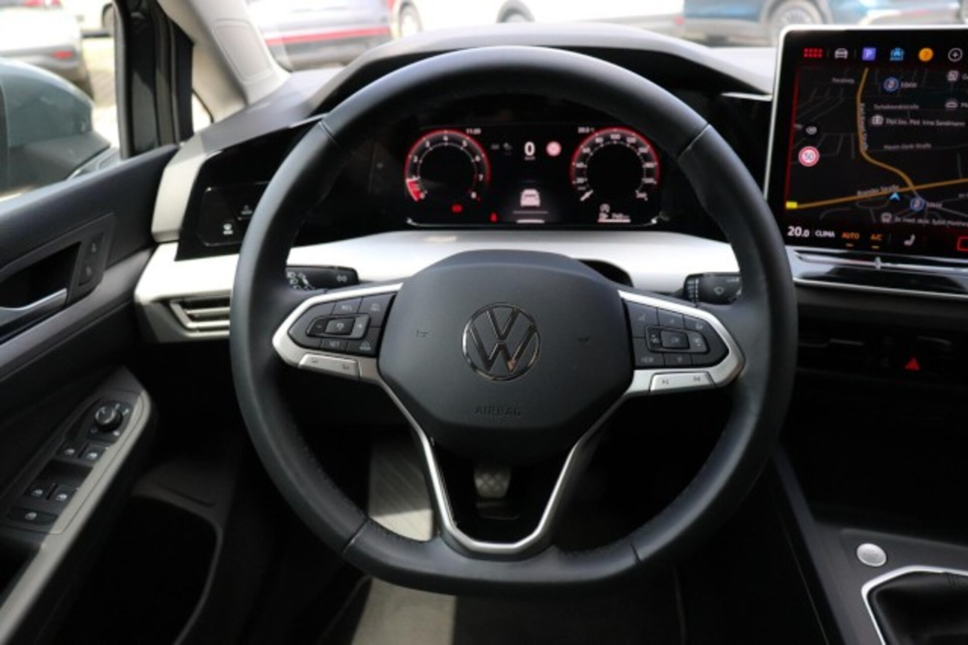 Volkswagen Golf Variant Life