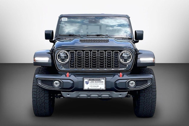 2024 Jeep Gladiator