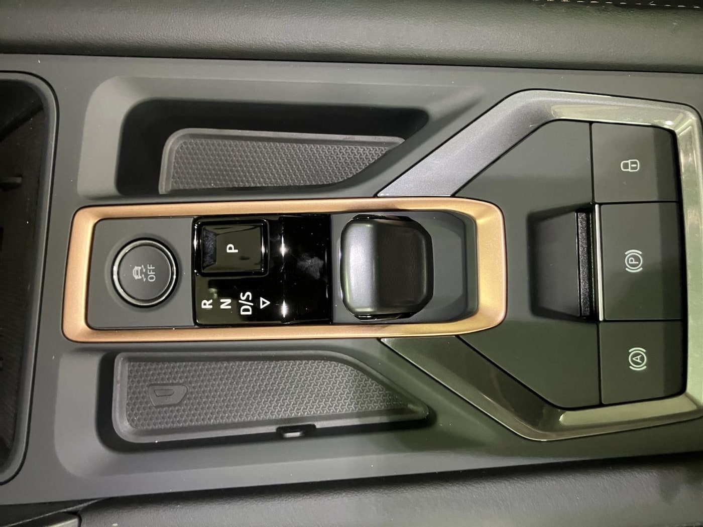 CUPRA Formentor 1.5 eTSI DSG 110 kW (150 CV) — photo 14