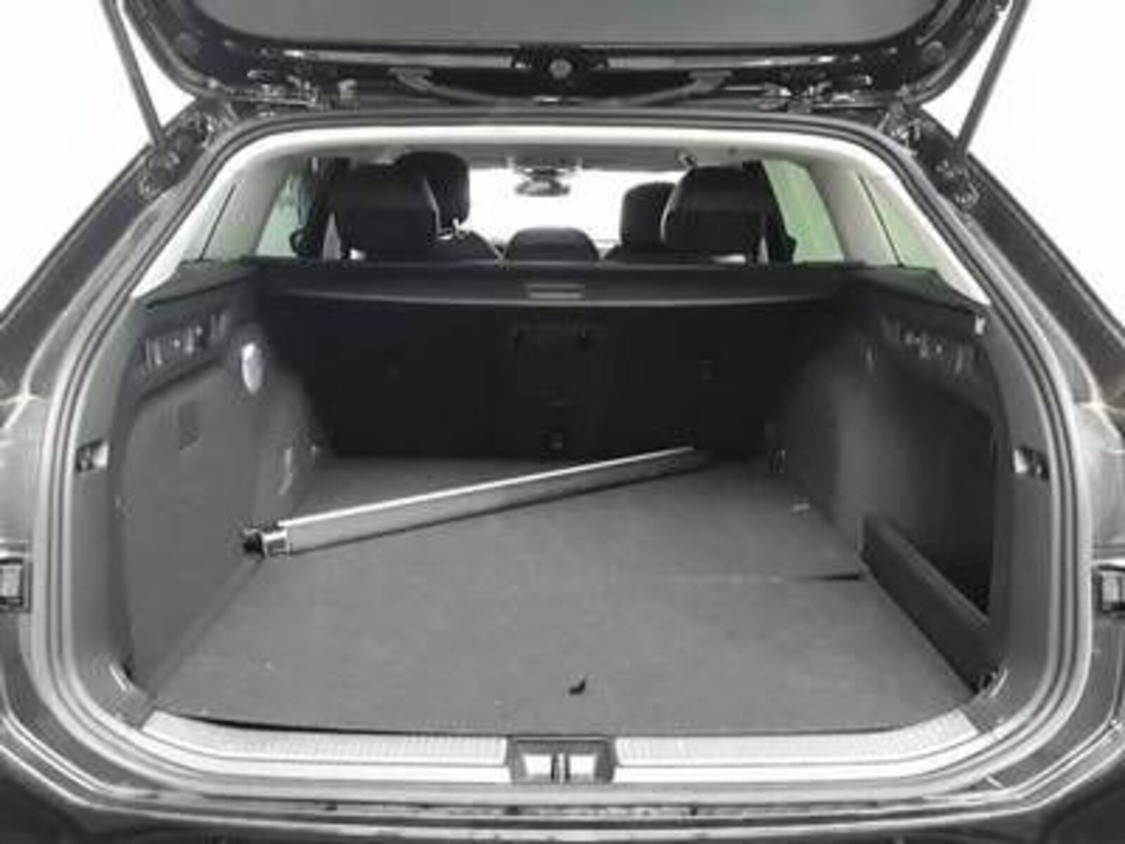 Volkswagen Passat – Bild 8