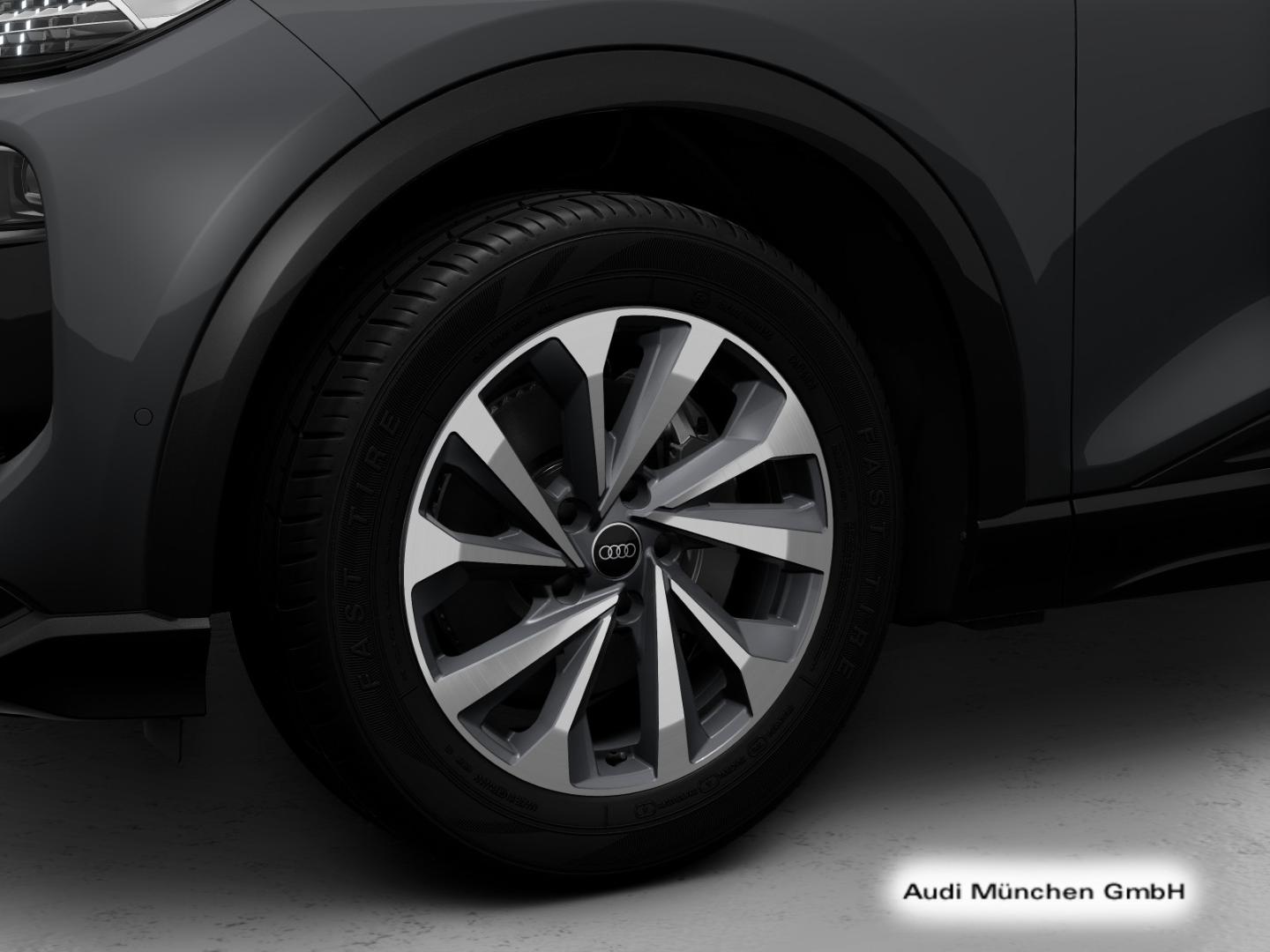 Image about Audi Q6 SUV e-tron e-tron quattro