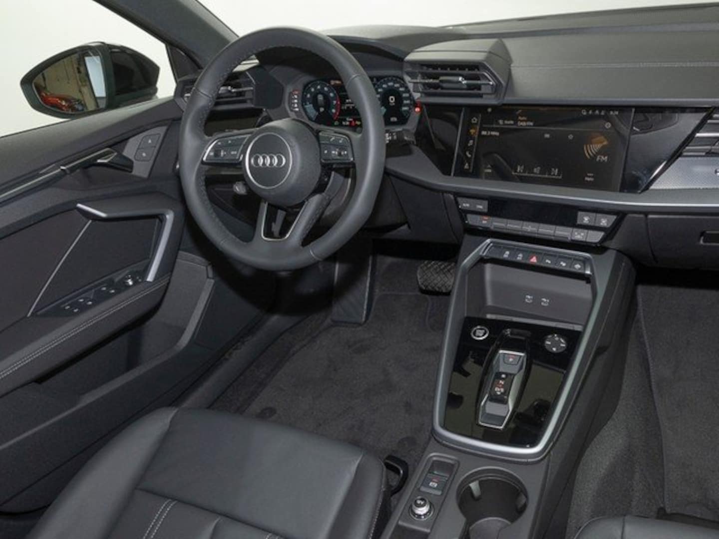 Bild über Audi A3 Sportback 30 TFSI S tronic - für weitere Informationen kontaktieren Sie den Audi Partner