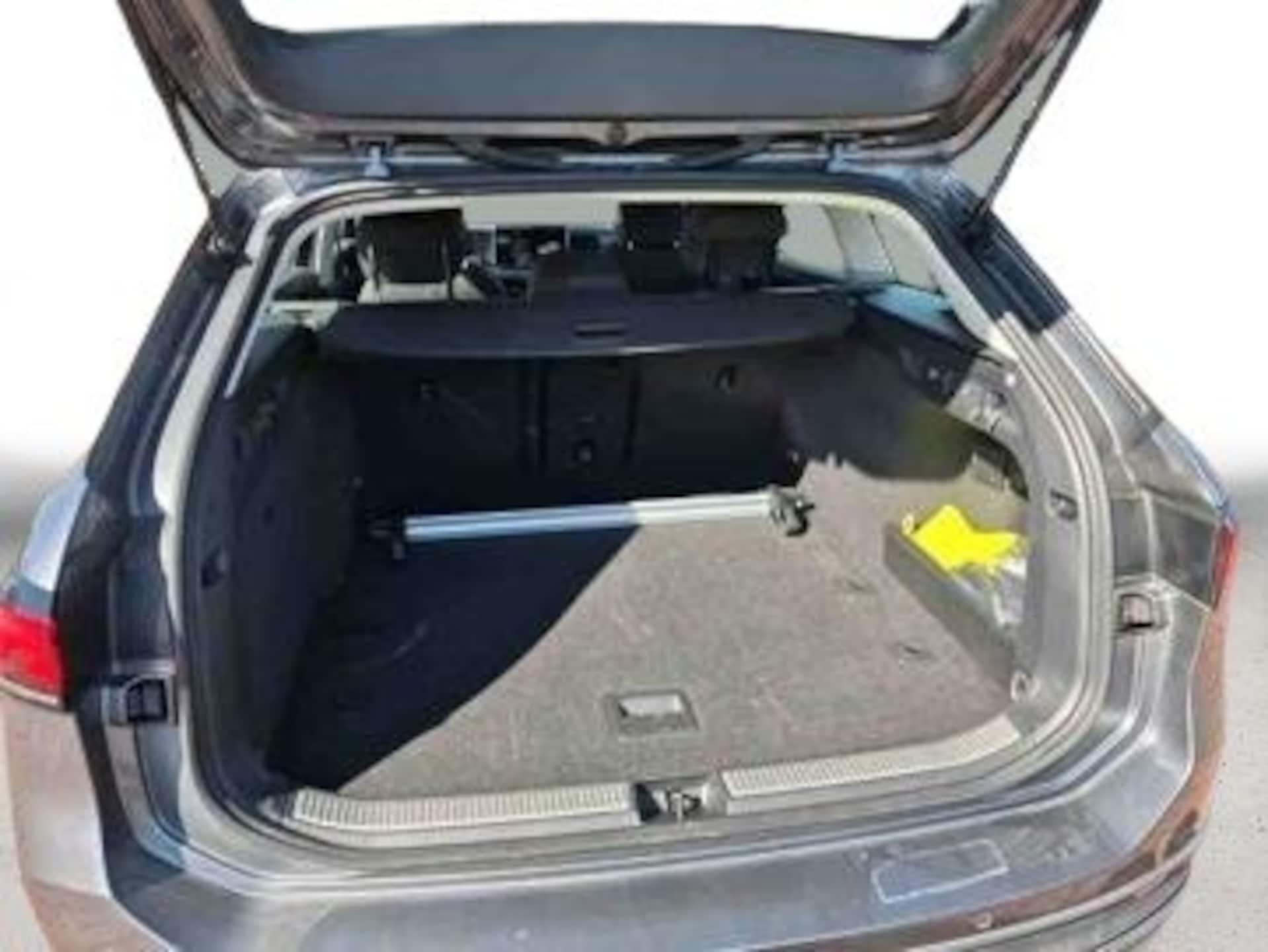 Volkswagen Passat Basis-Modell