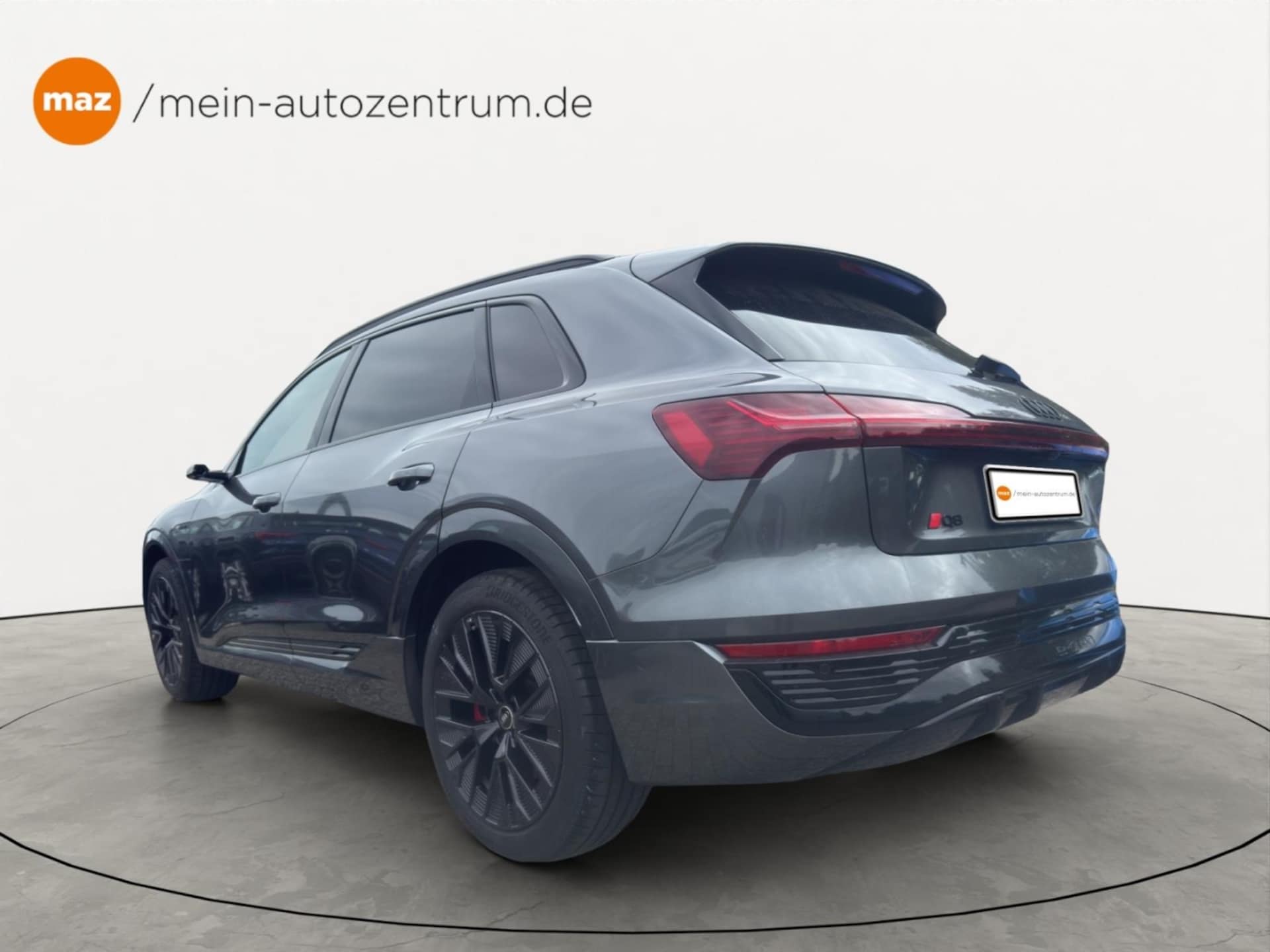 Audi Q8 e-tron S line