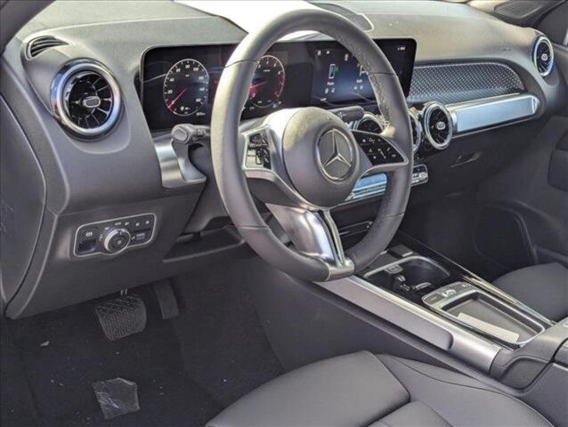 2026 Mercedes-Benz GLB 250
