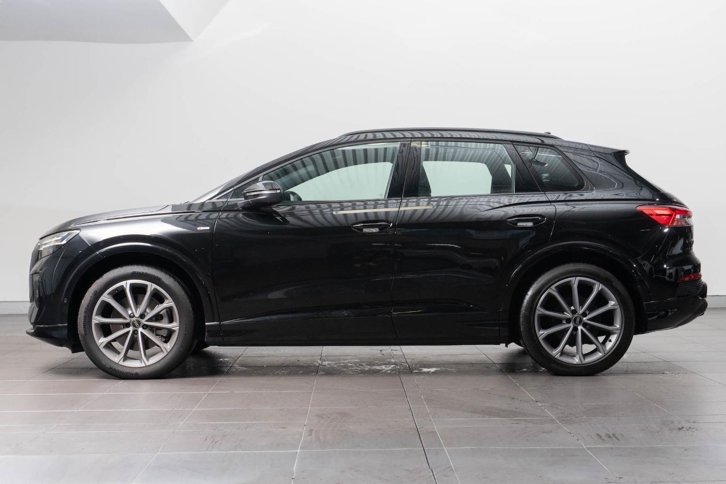 Image about Audi Q4 e-tron 55 e-tron quattro