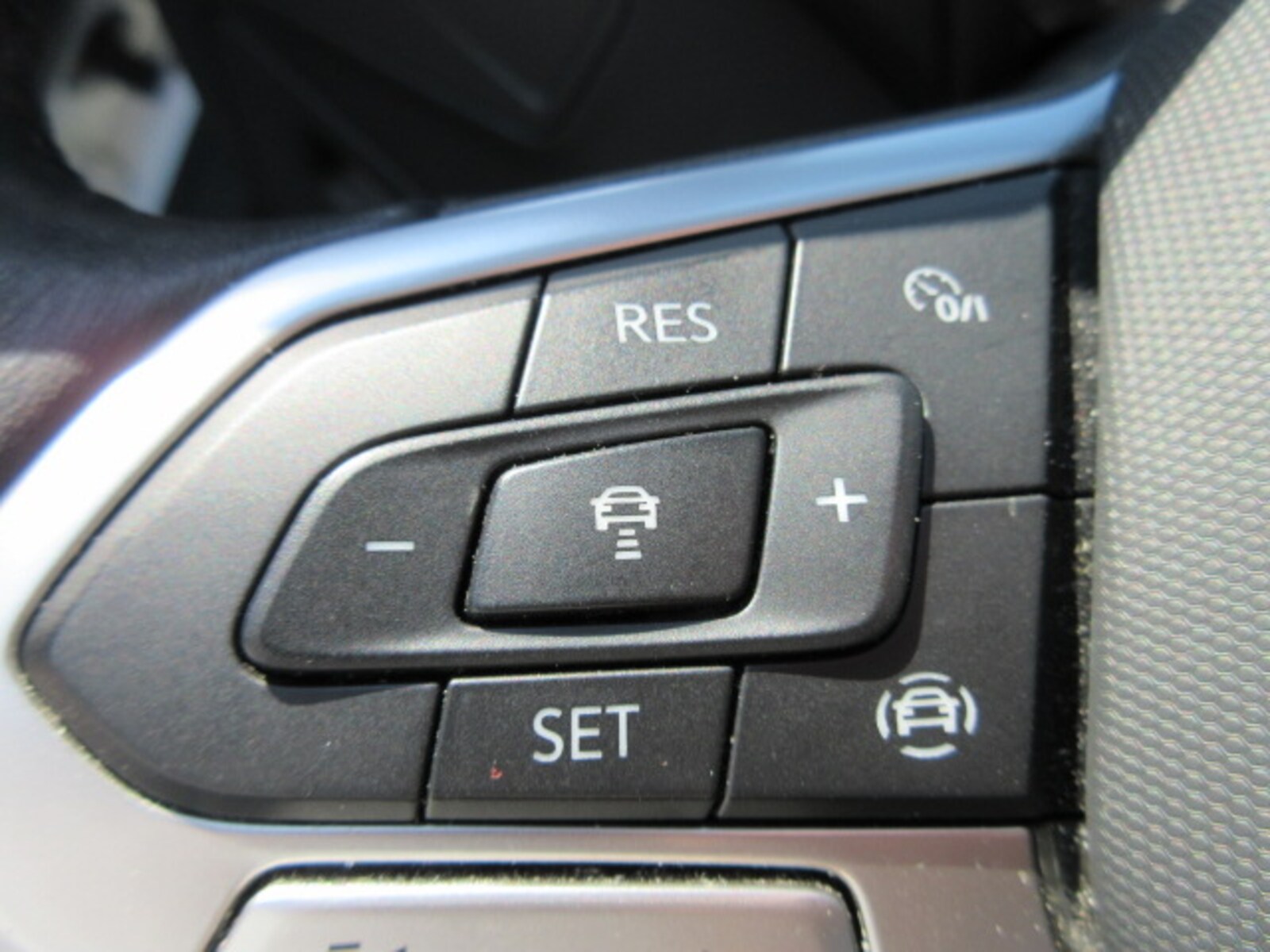 Volkswagen Tiguan – Bild 10