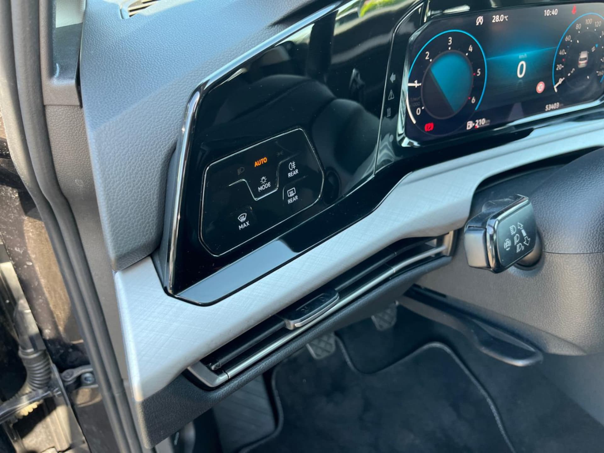 Volkswagen Golf Variant Life
