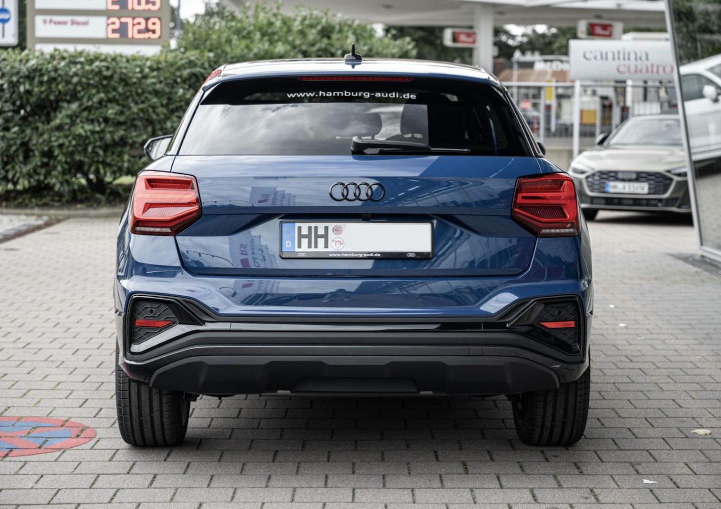 Bild über Audi Q2 S line 35 TFSI S tronic - für weitere Informationen kontaktieren Sie den Audi Partner