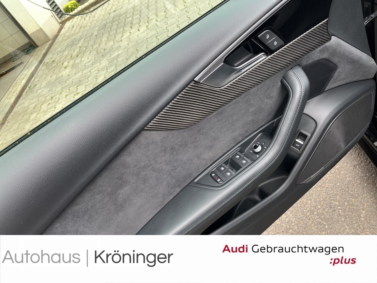 Image about Audi RS 4 Avant TFSI quattro tiptronic