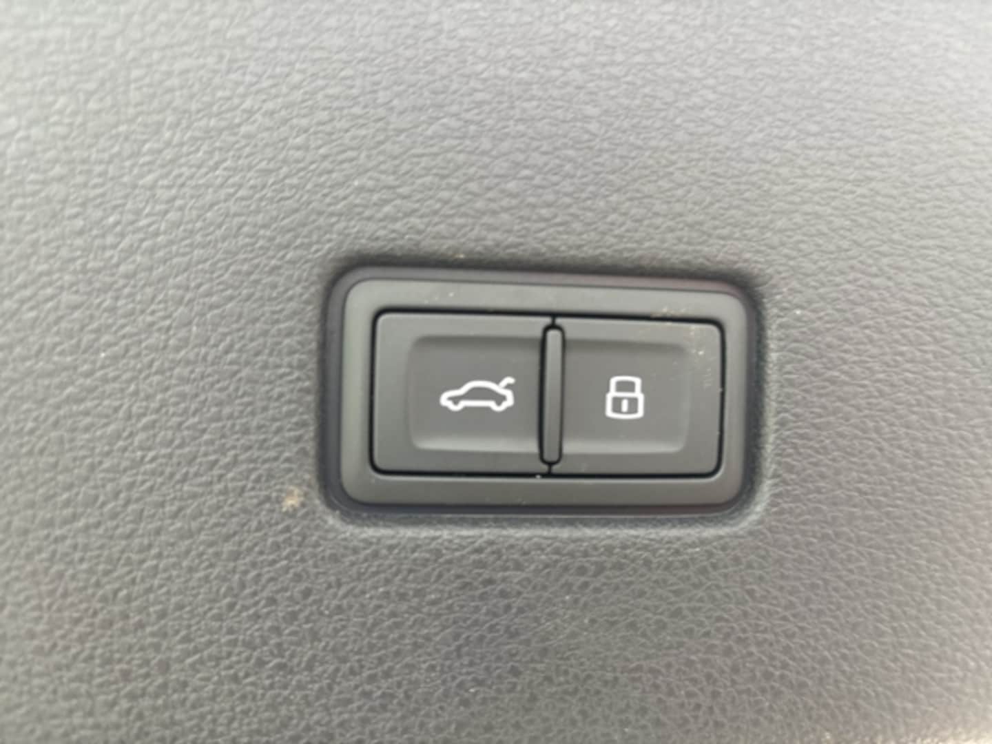 Bild über Audi Q8 50 TDI quattro tiptronic - für weitere Informationen kontaktieren Sie den Audi Partner