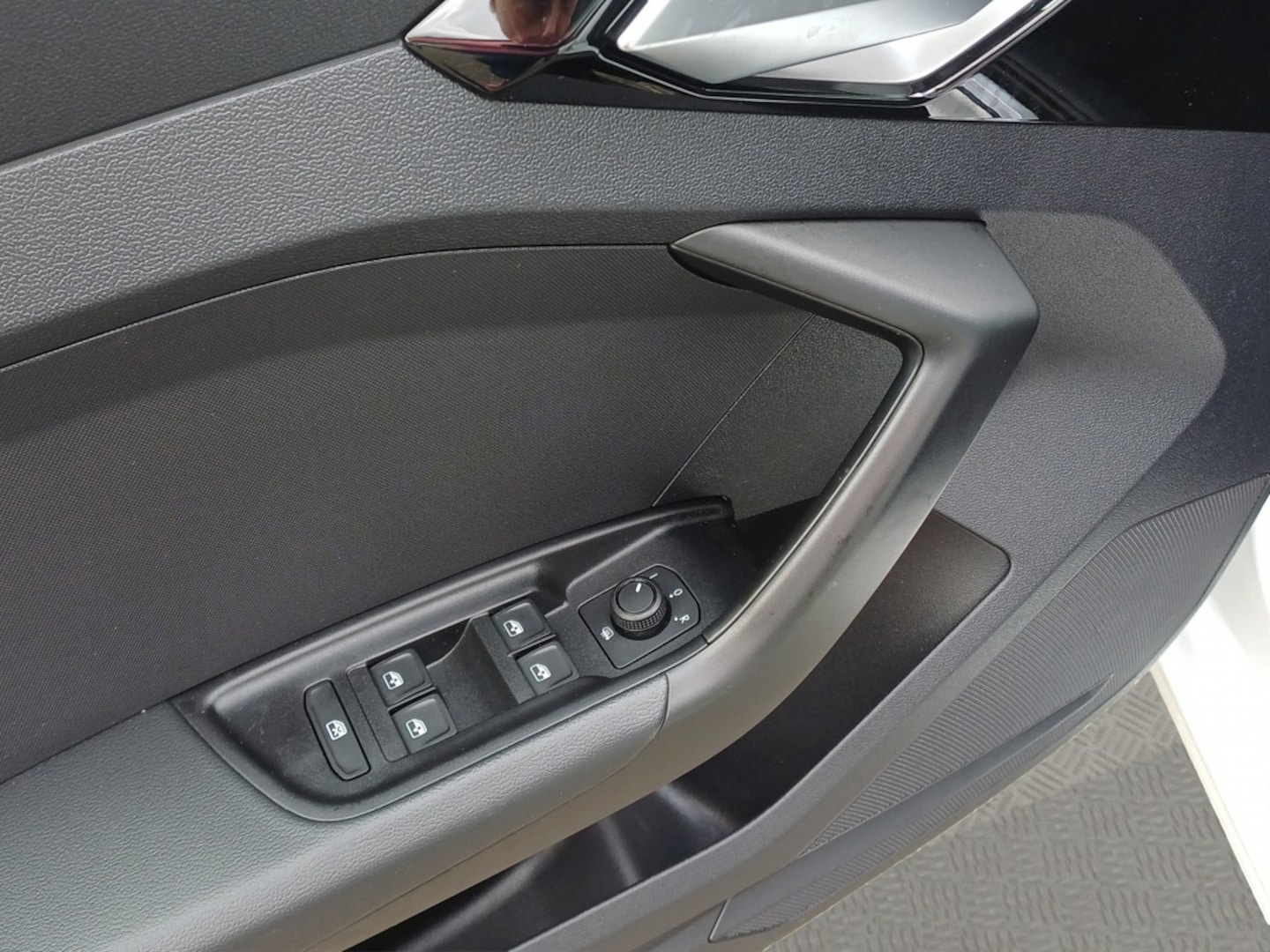 Bild über Audi A1 Sportback advanced 30 TFSI S tronic - für weitere Informationen kontaktieren Sie den Audi Partner