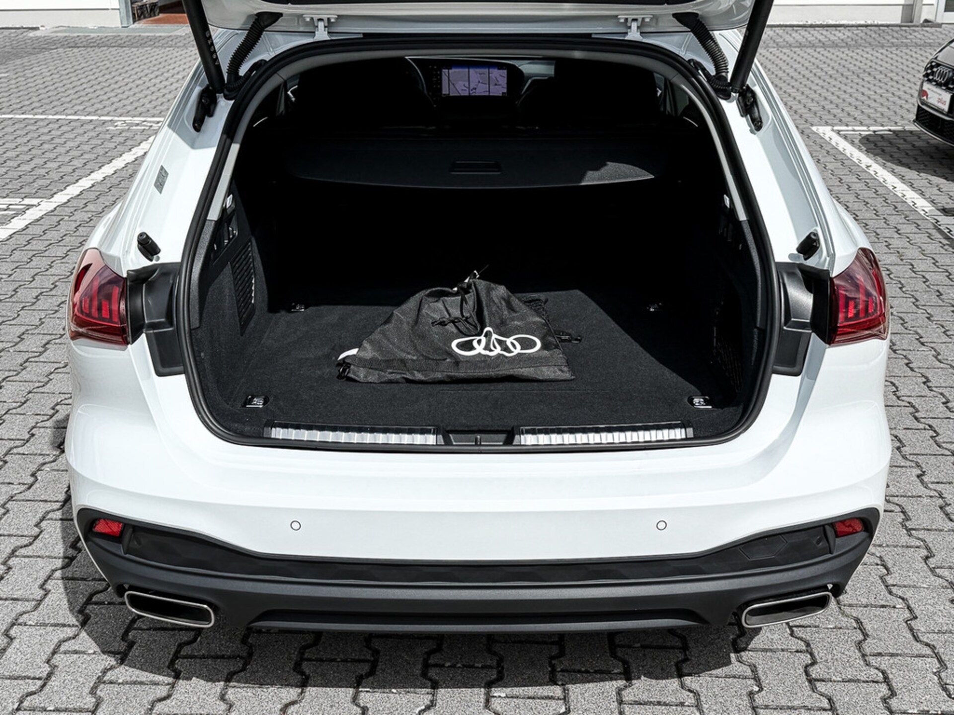 Audi A5 Avant e-hybrid