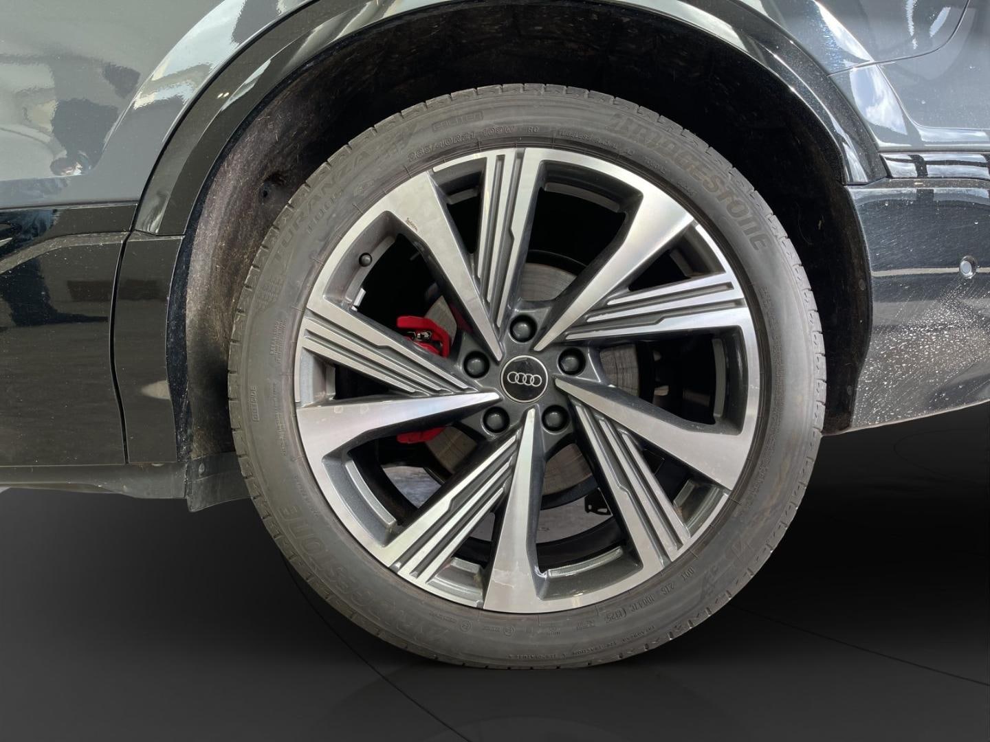 Bild über Audi Q6 SUV e-tron e-tron performance - für weitere Informationen kontaktieren Sie den Audi Partner