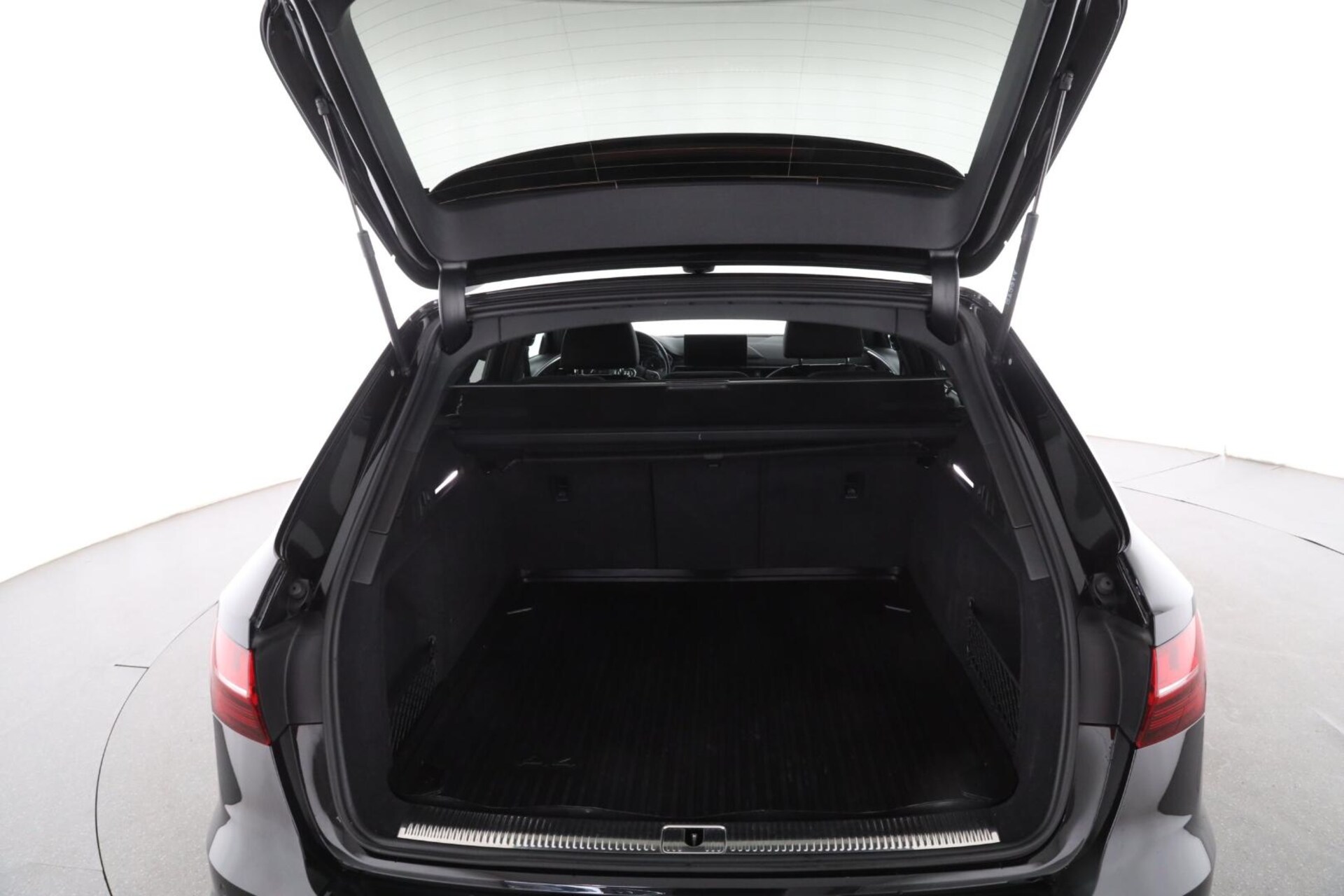 Audi A4 Avant Advanced