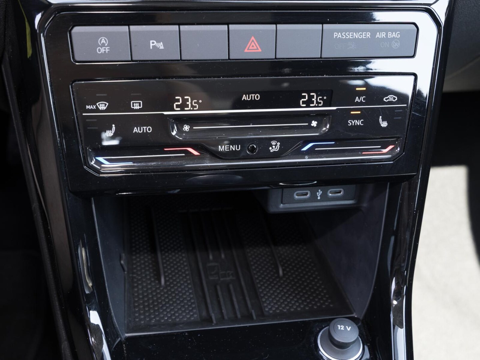 Volkswagen T-Cross – Bild 14