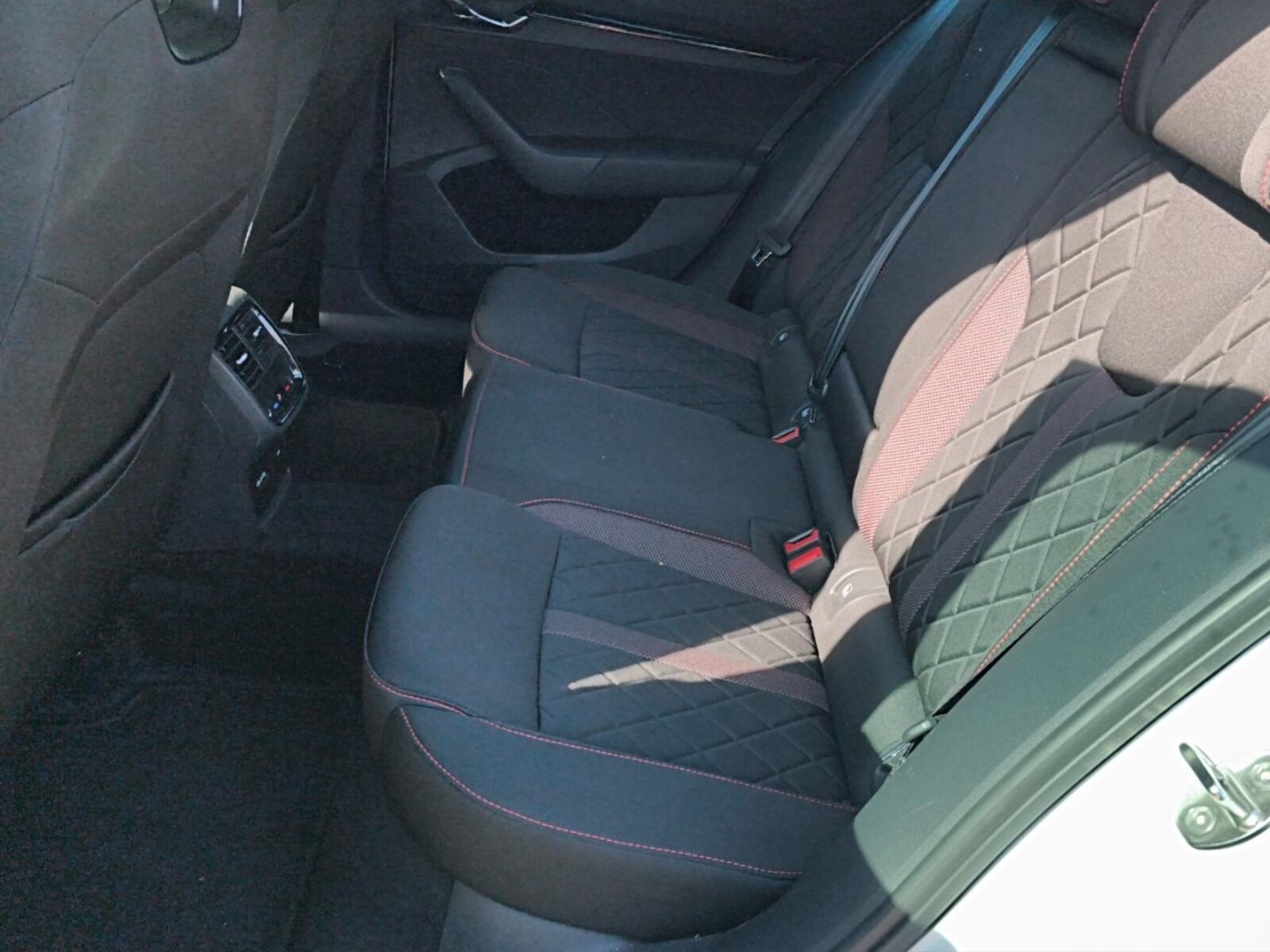 Škoda Octavia Combi – Bild 17