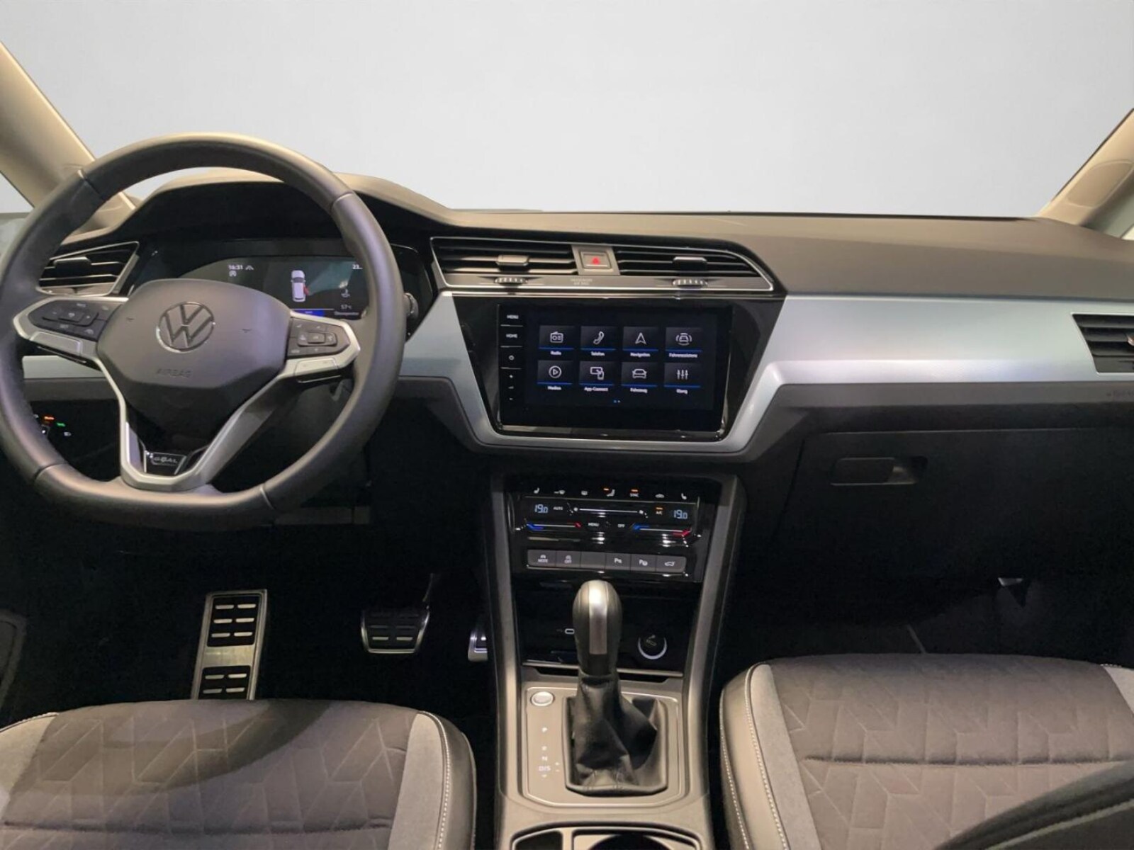 Volkswagen Touran – Bild 3