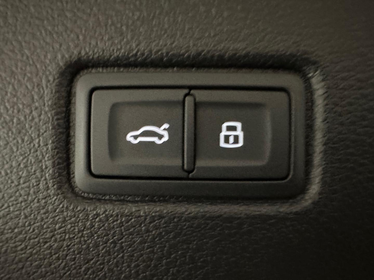 Image about Audi SQ7 SQ7 TFSI 373 kW tiptronic