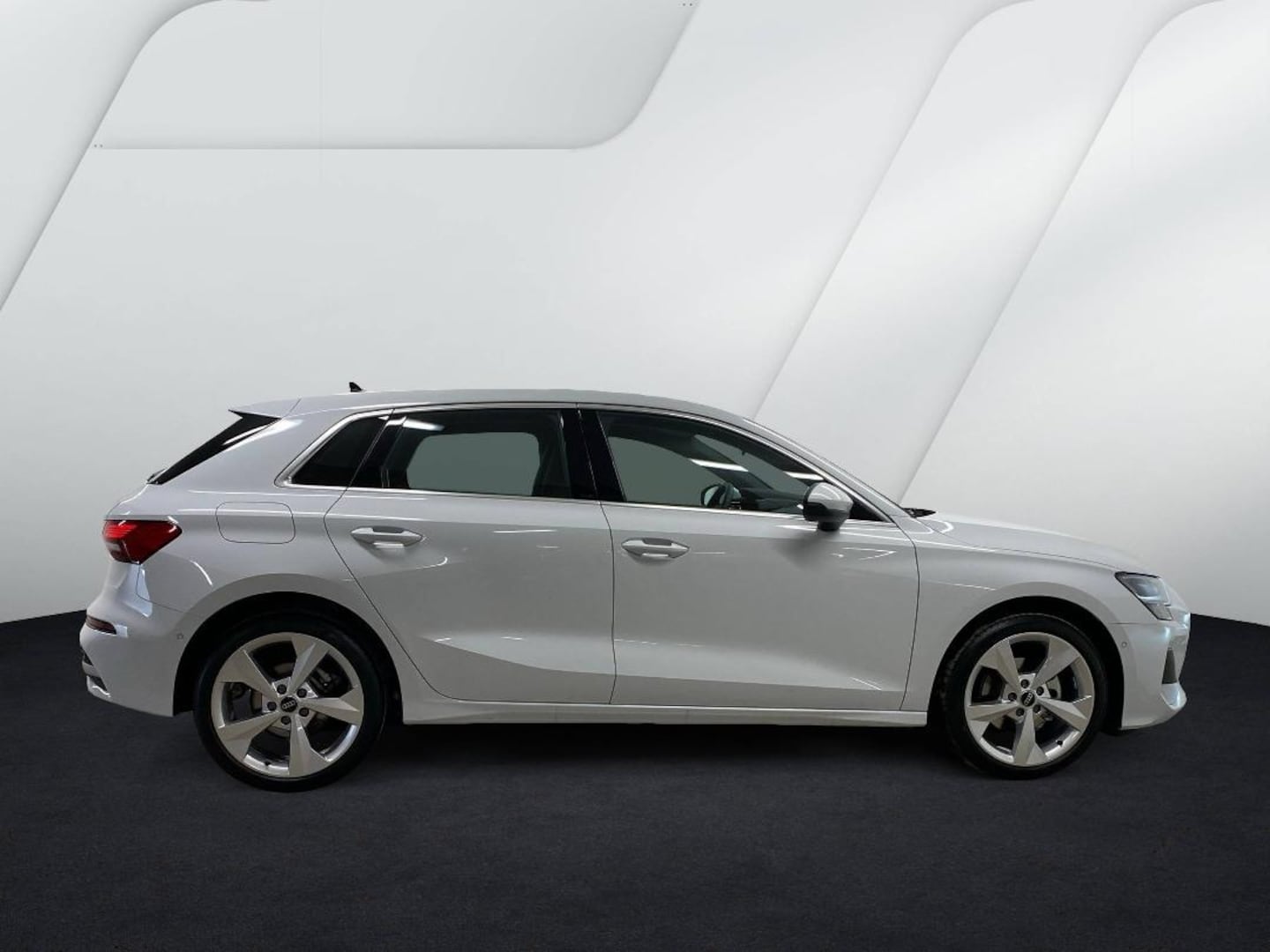 Bild über Audi A3 Sportback advanced 30 TFSI S tronic - für weitere Informationen kontaktieren Sie den Audi Partner