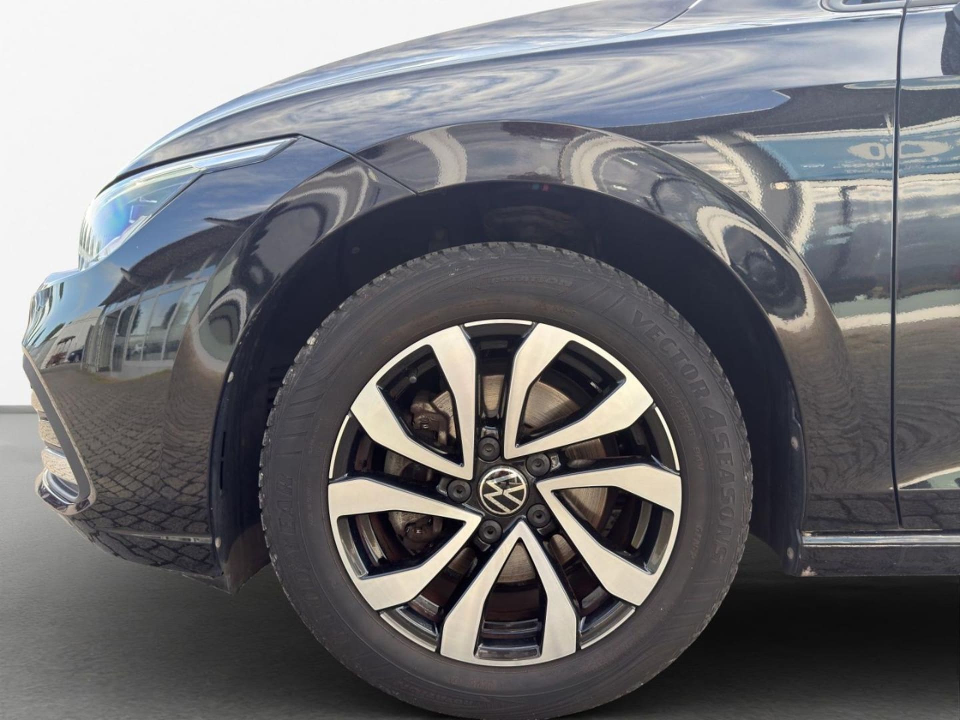 Volkswagen Golf Active