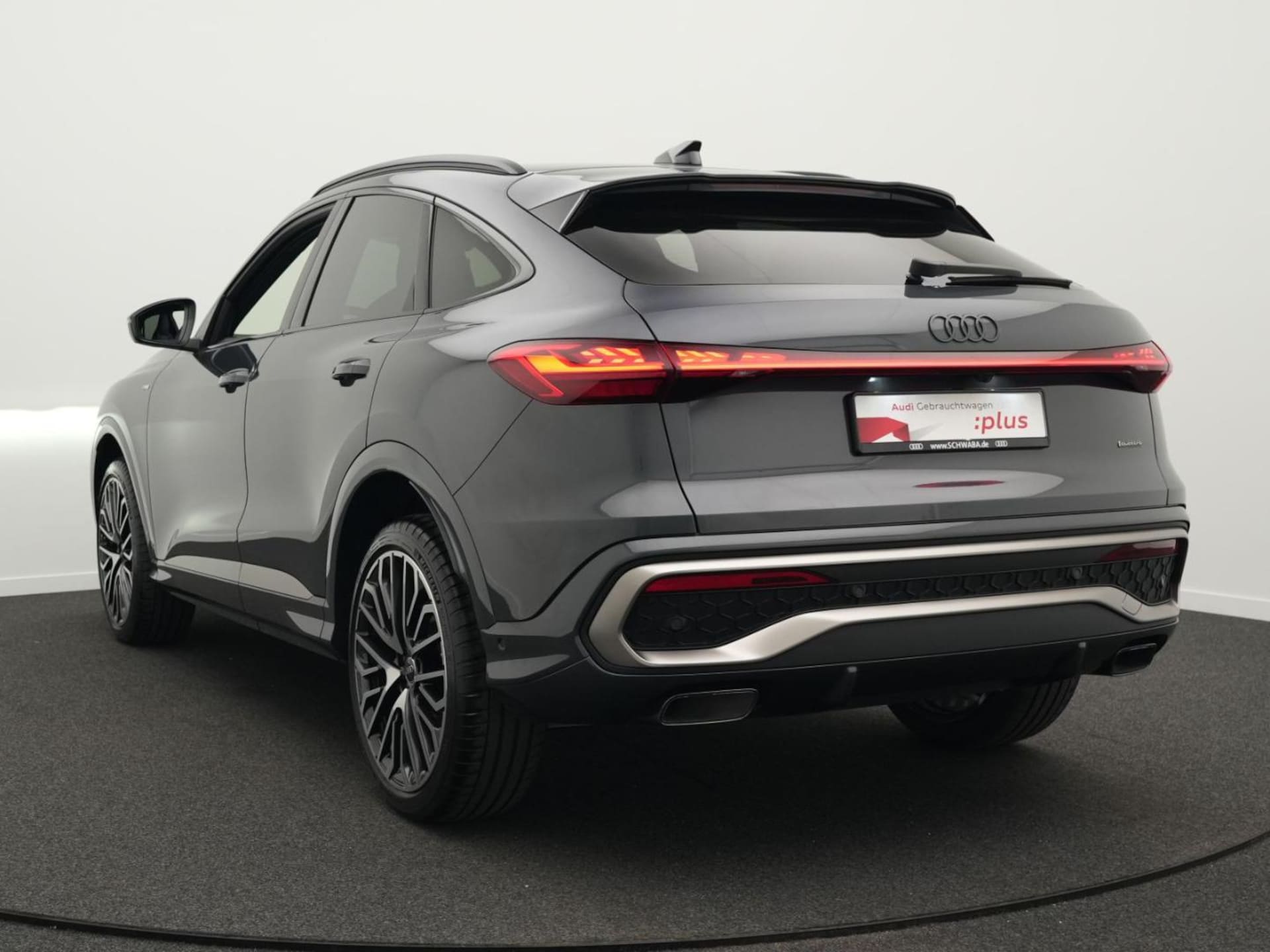 Audi Q5 Sportback edition one