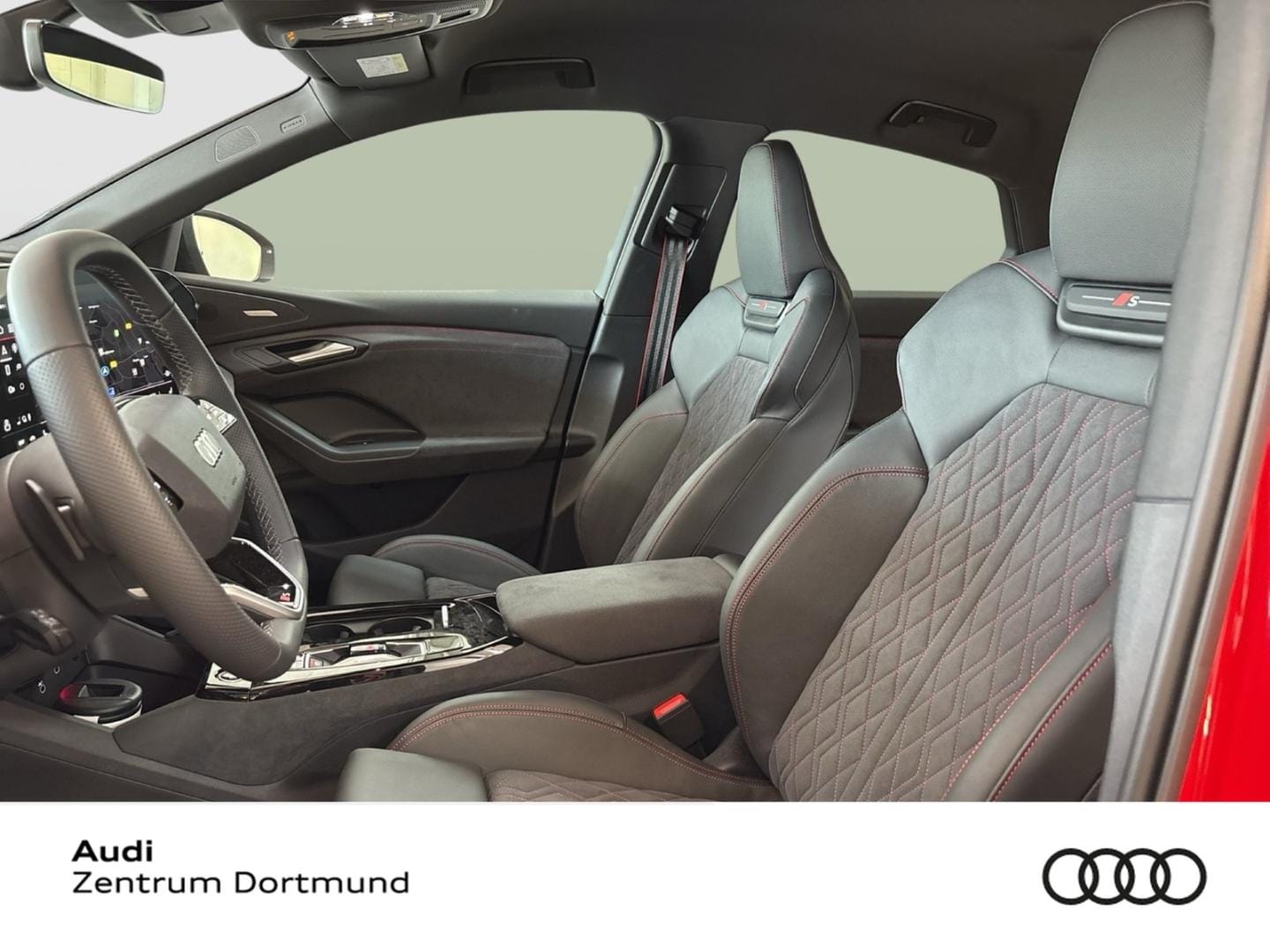 Bild über Audi Q6 Sportback e-tron e-tron performance - für weitere Informationen kontaktieren Sie den Audi Partner