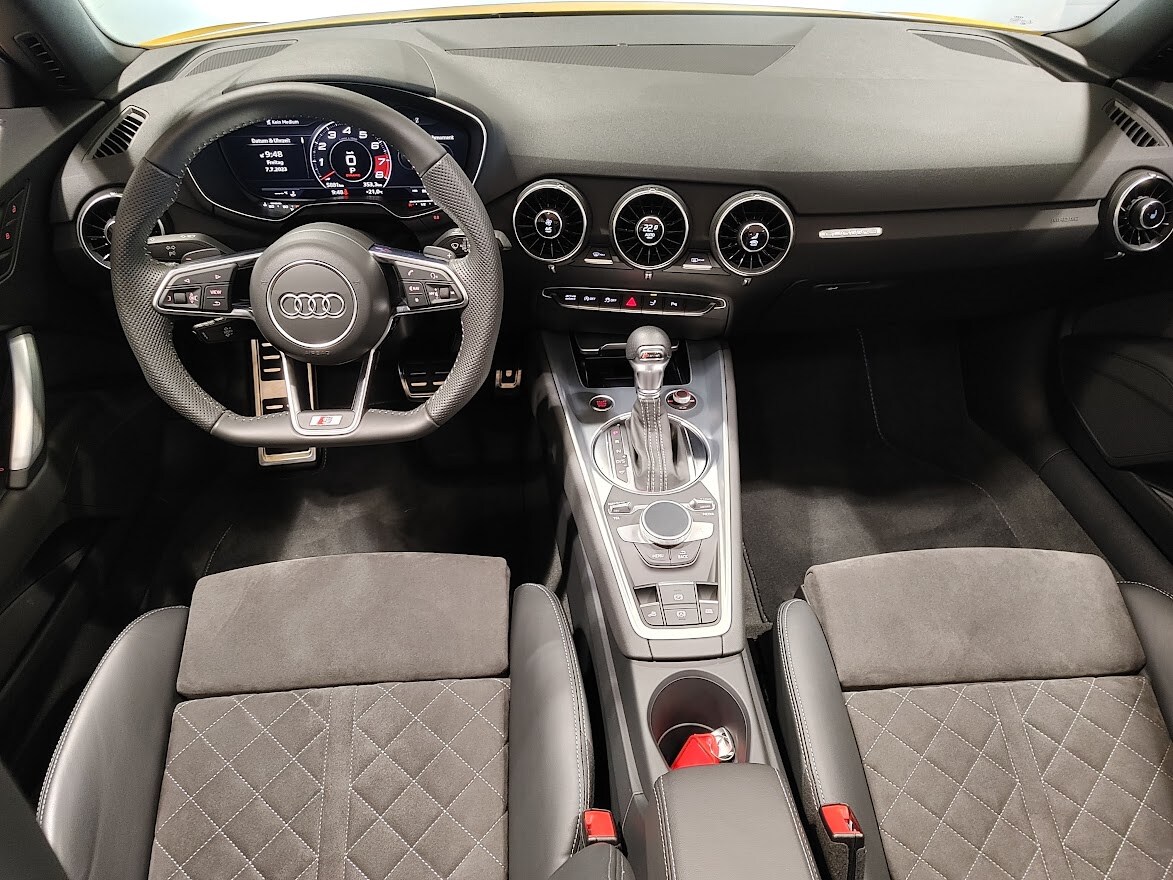 Image about Audi TT Roadster 45 TFSI quattro 180 kW (245 PS) S tronic