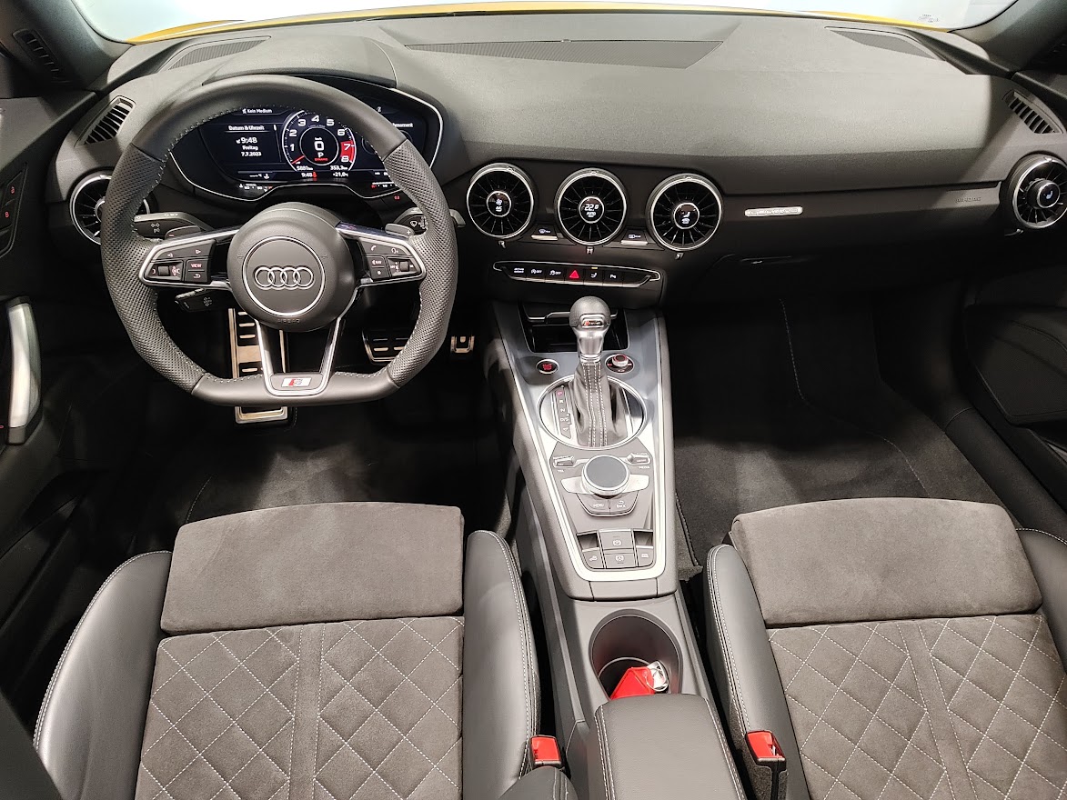 Image about Audi TT Roadster 45 TFSI quattro 180 kW (245 PS) S tronic