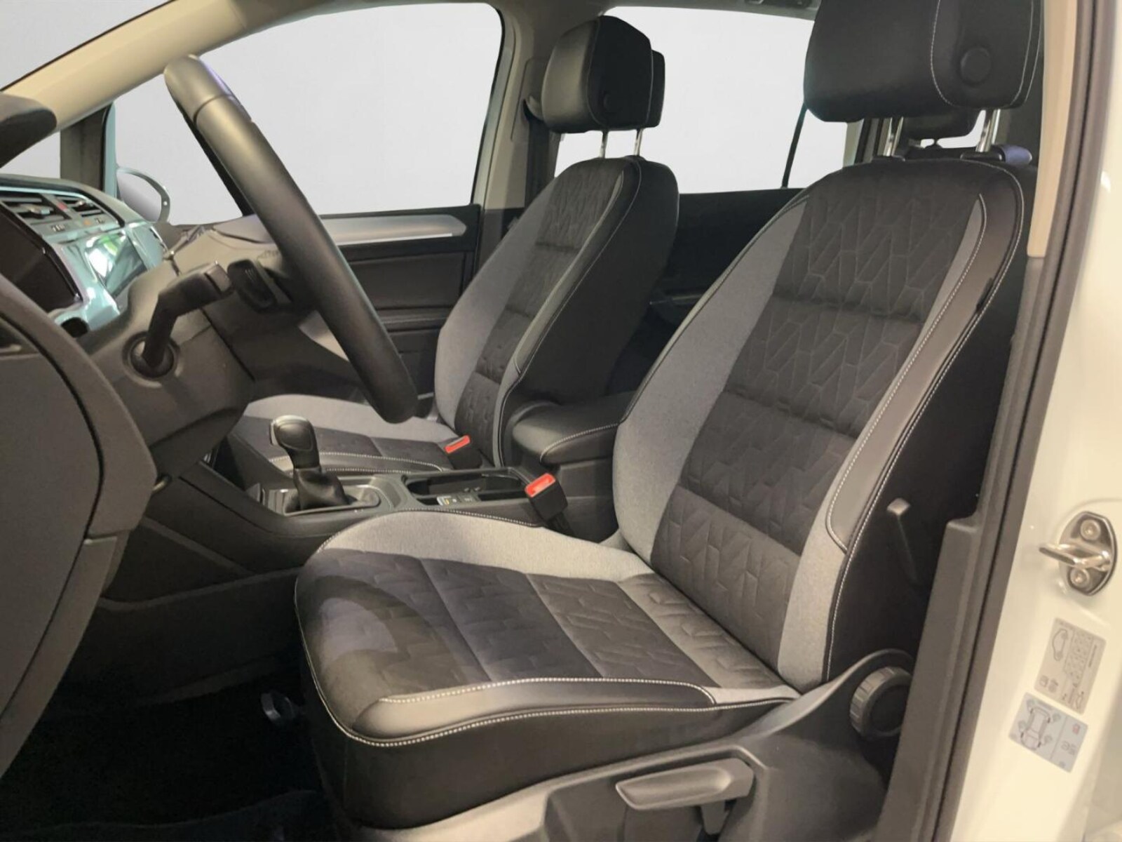 Volkswagen Touran – Bild 12