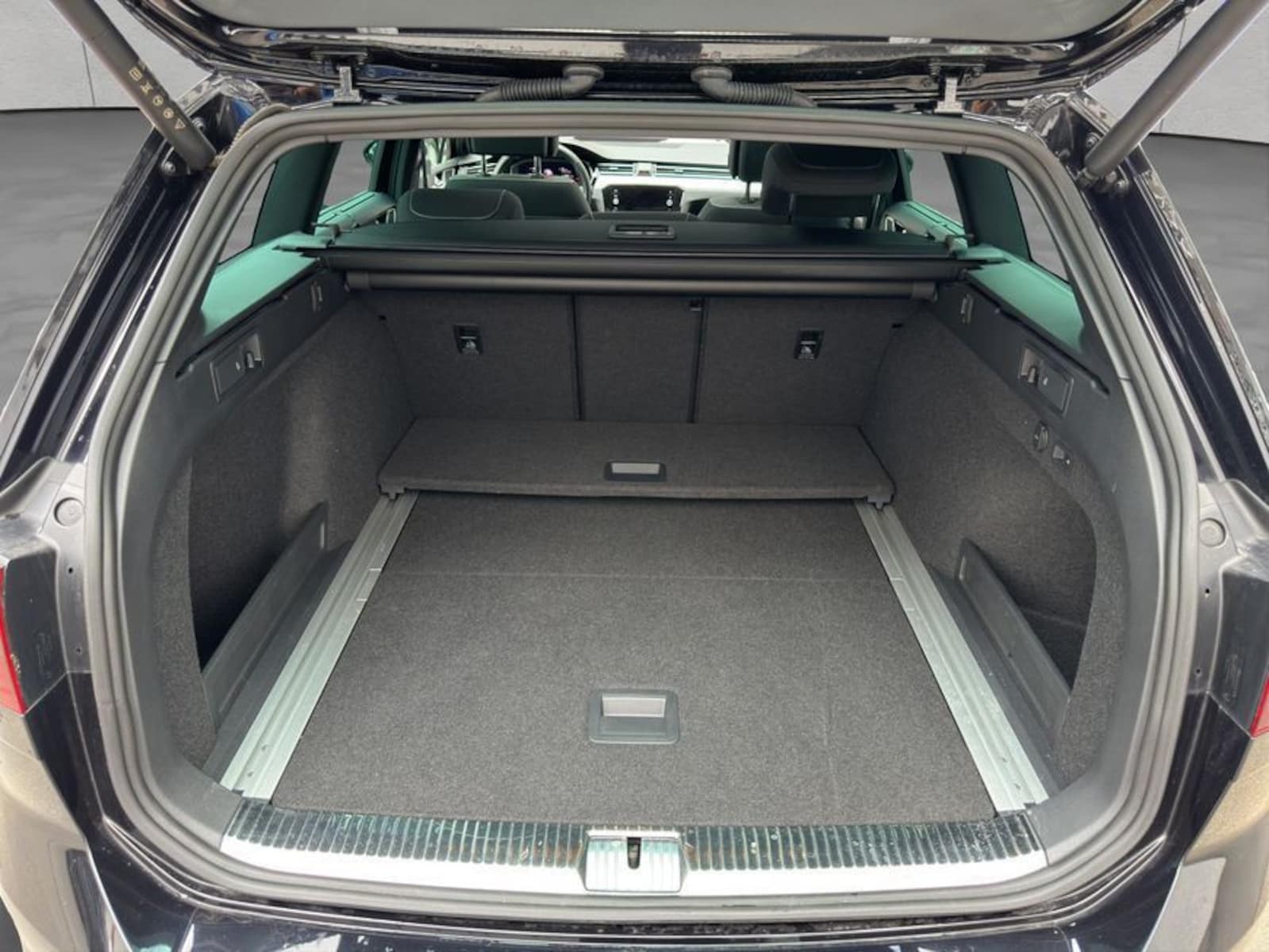 Volkswagen Passat Variant – Bild 5