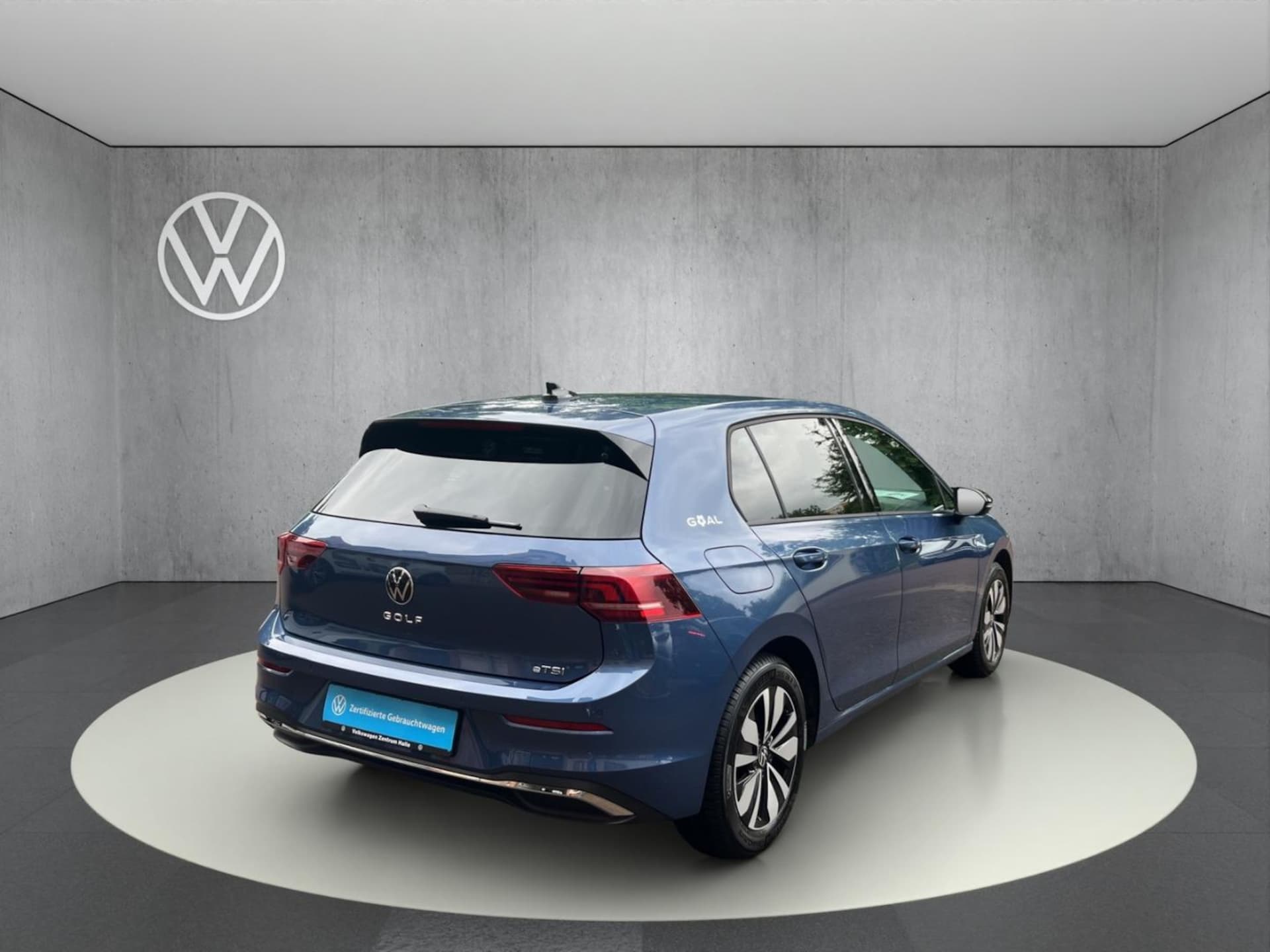 Volkswagen Golf Life