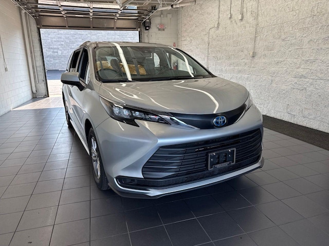 2025 Toyota Sienna