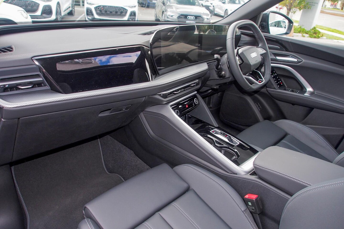 Image about Audi Q5 Sportback TDI quattro 150 kW sport
