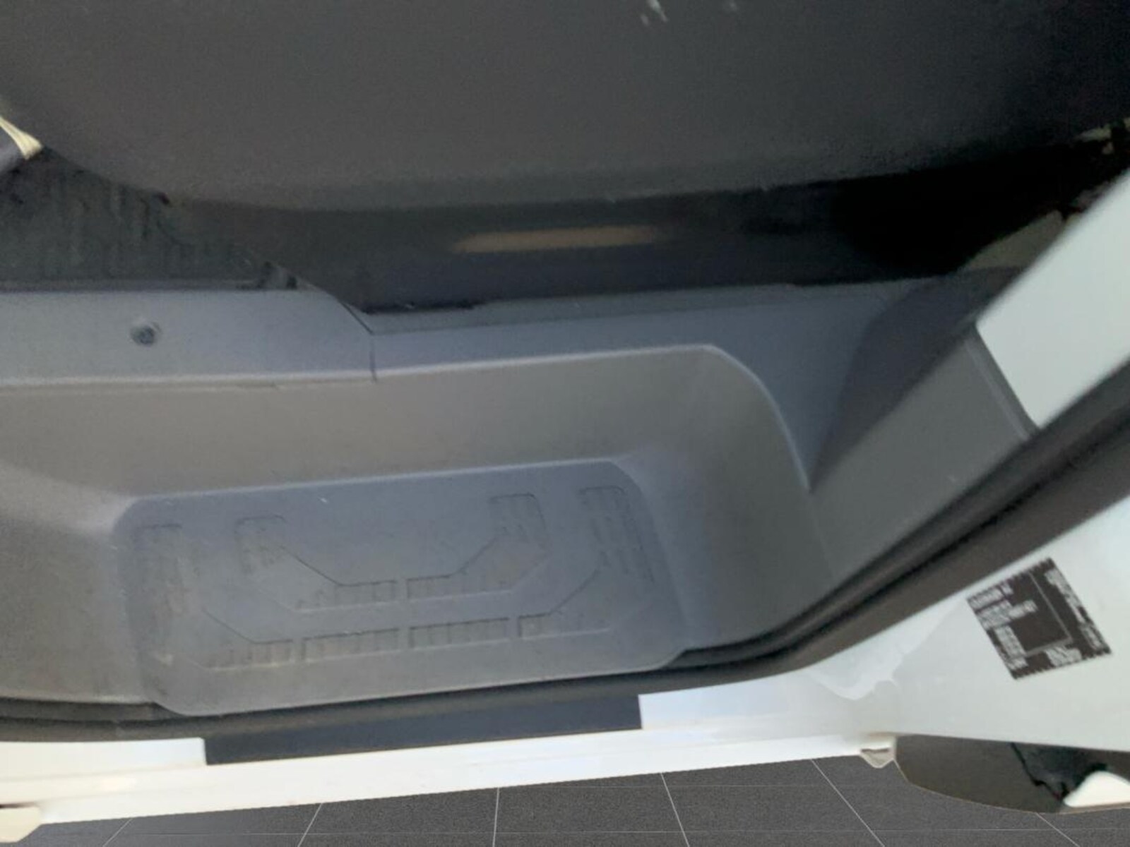 Volkswagen Crafter Doppelkabine mittlerer Radstand – Bild 11