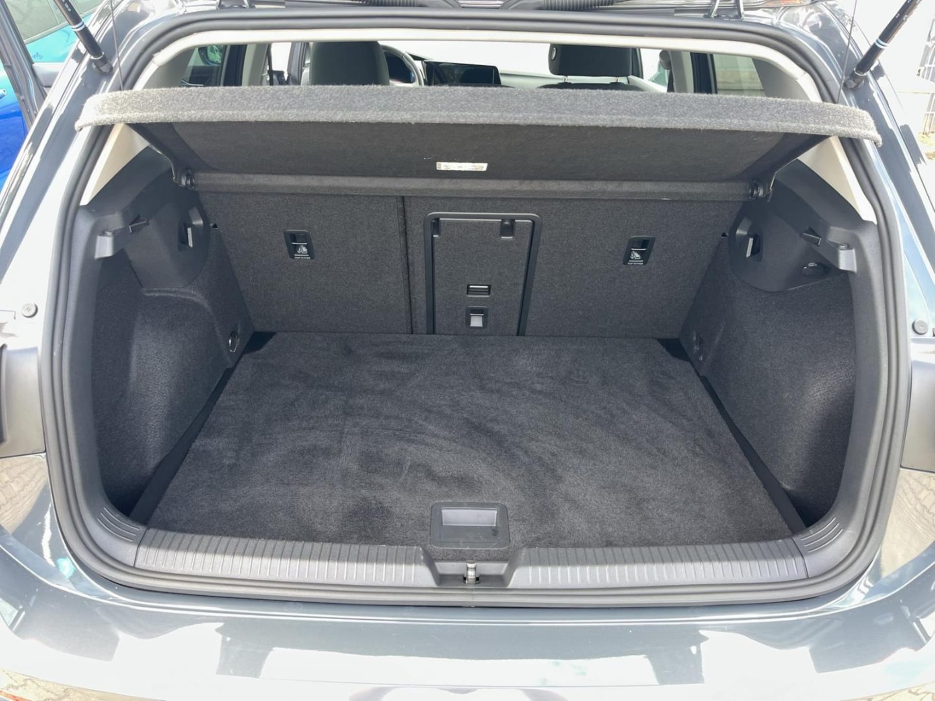 Volkswagen Golf Active