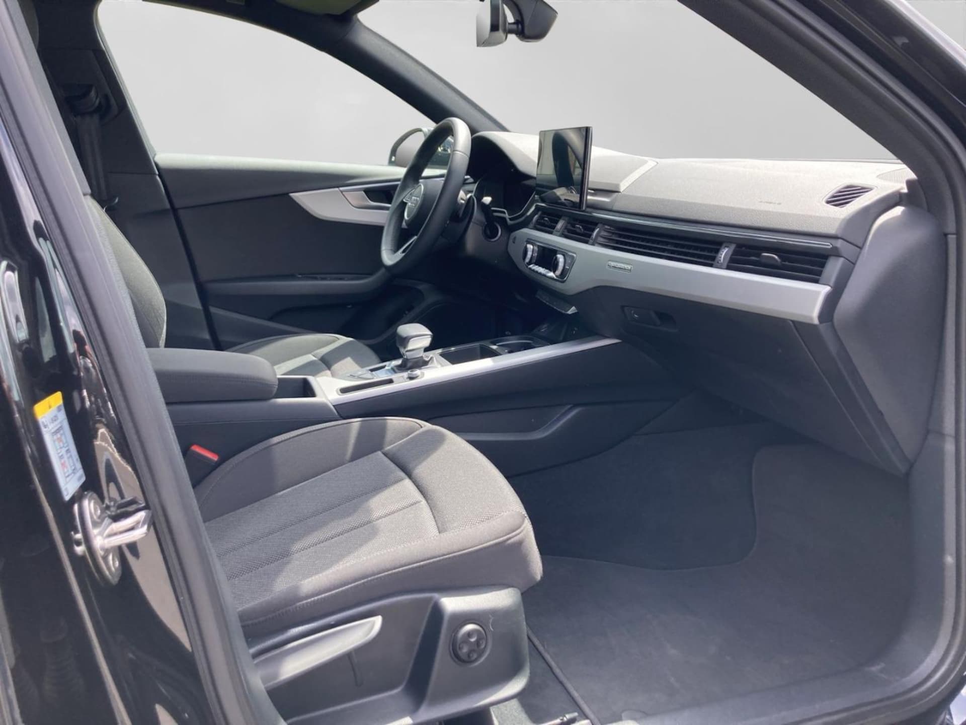 Audi A4 Limousine Advanced