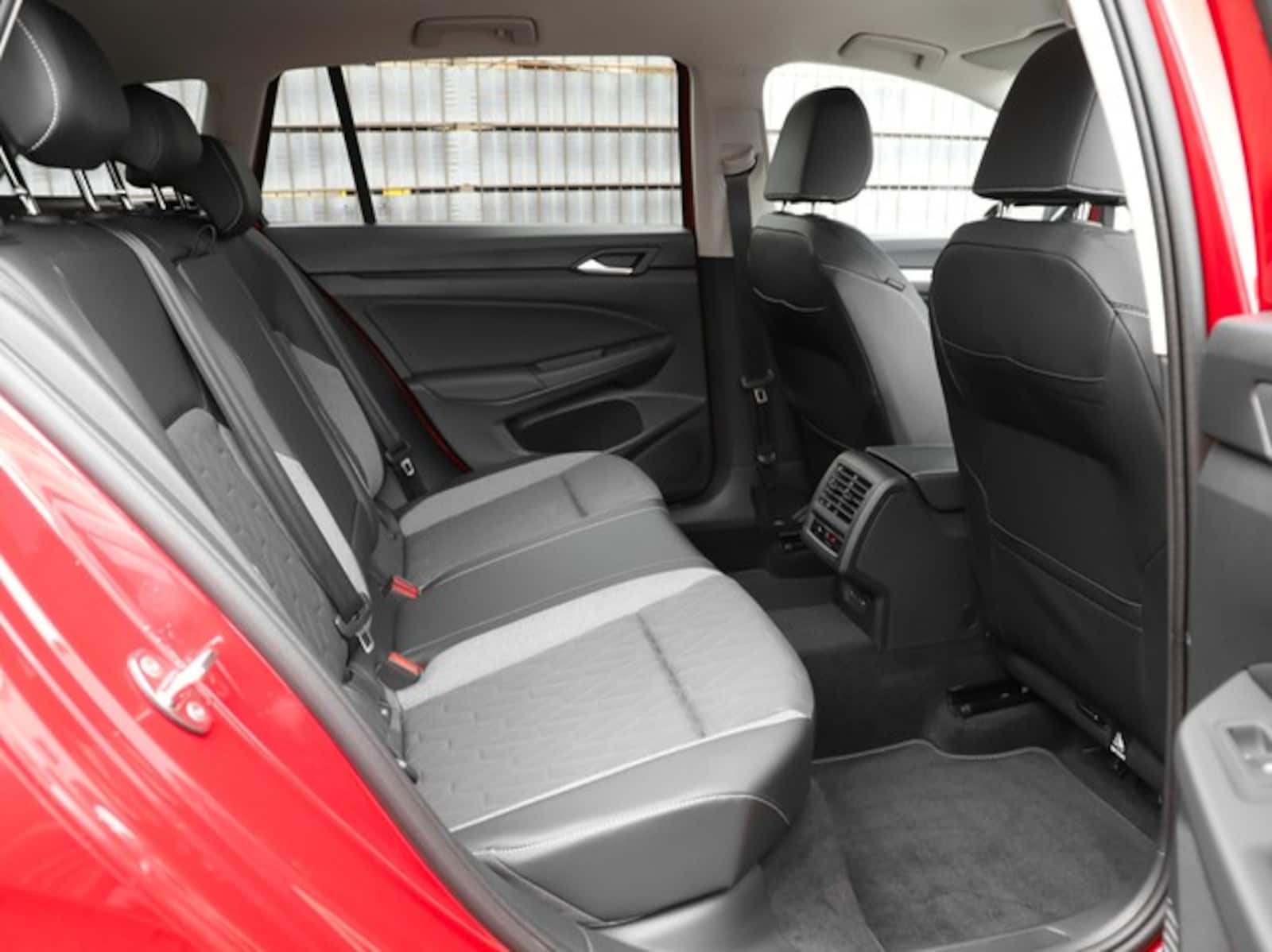 Volkswagen Golf Variant – Bild 4