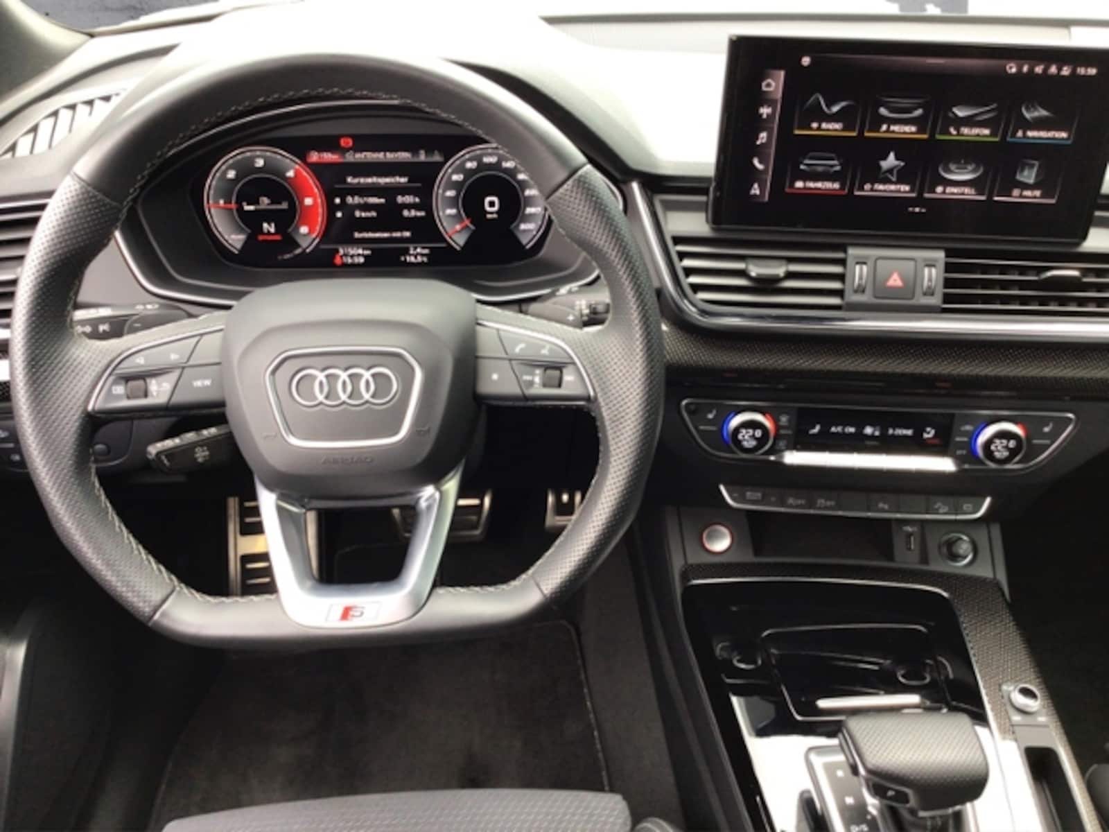 Audi SQ5 – Bild 8
