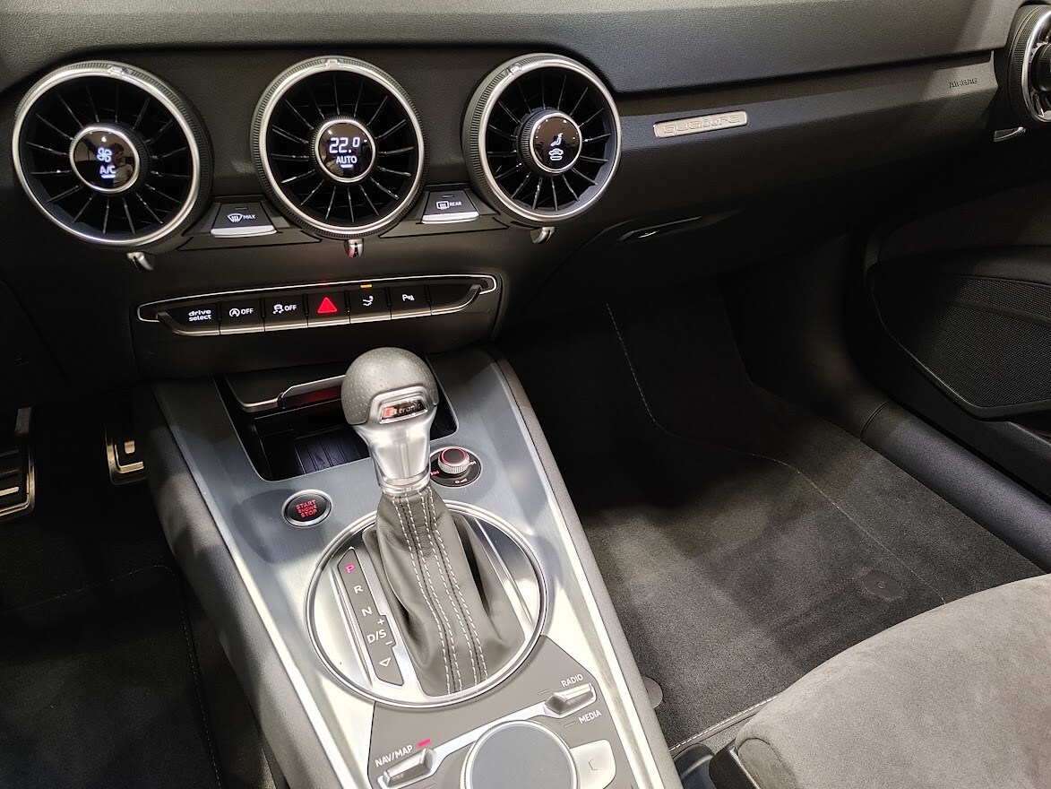 Image about Audi TT Roadster 45 TFSI quattro 180 kW (245 PS) S tronic