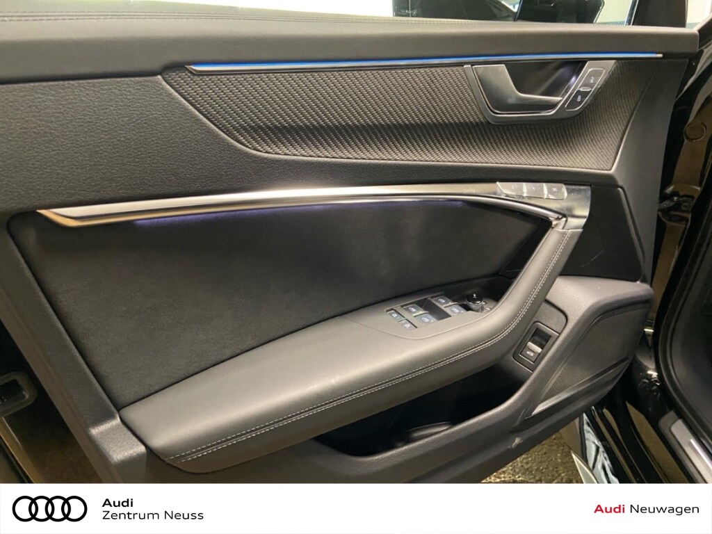Image about Audi RS 6 Avant performance quattro tiptronic