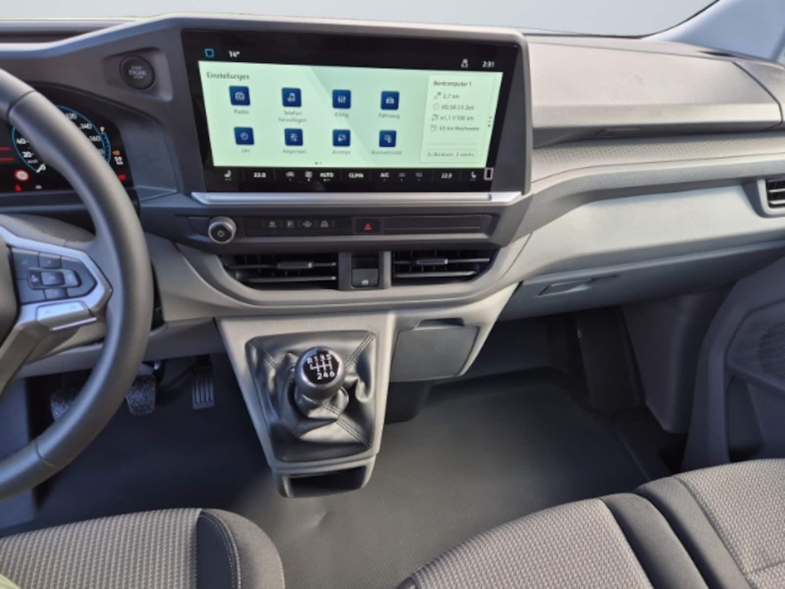Volkswagen Transporter Kasten kurzer Radstand – Bild 15