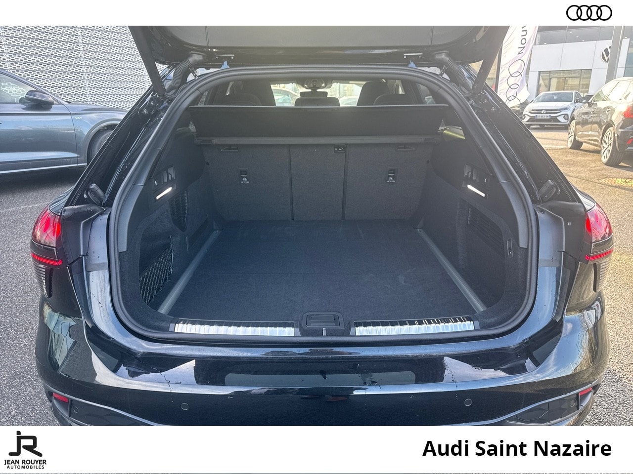 Image about Audi A6 Avant S line TDI Hybride 204 ch S tronic