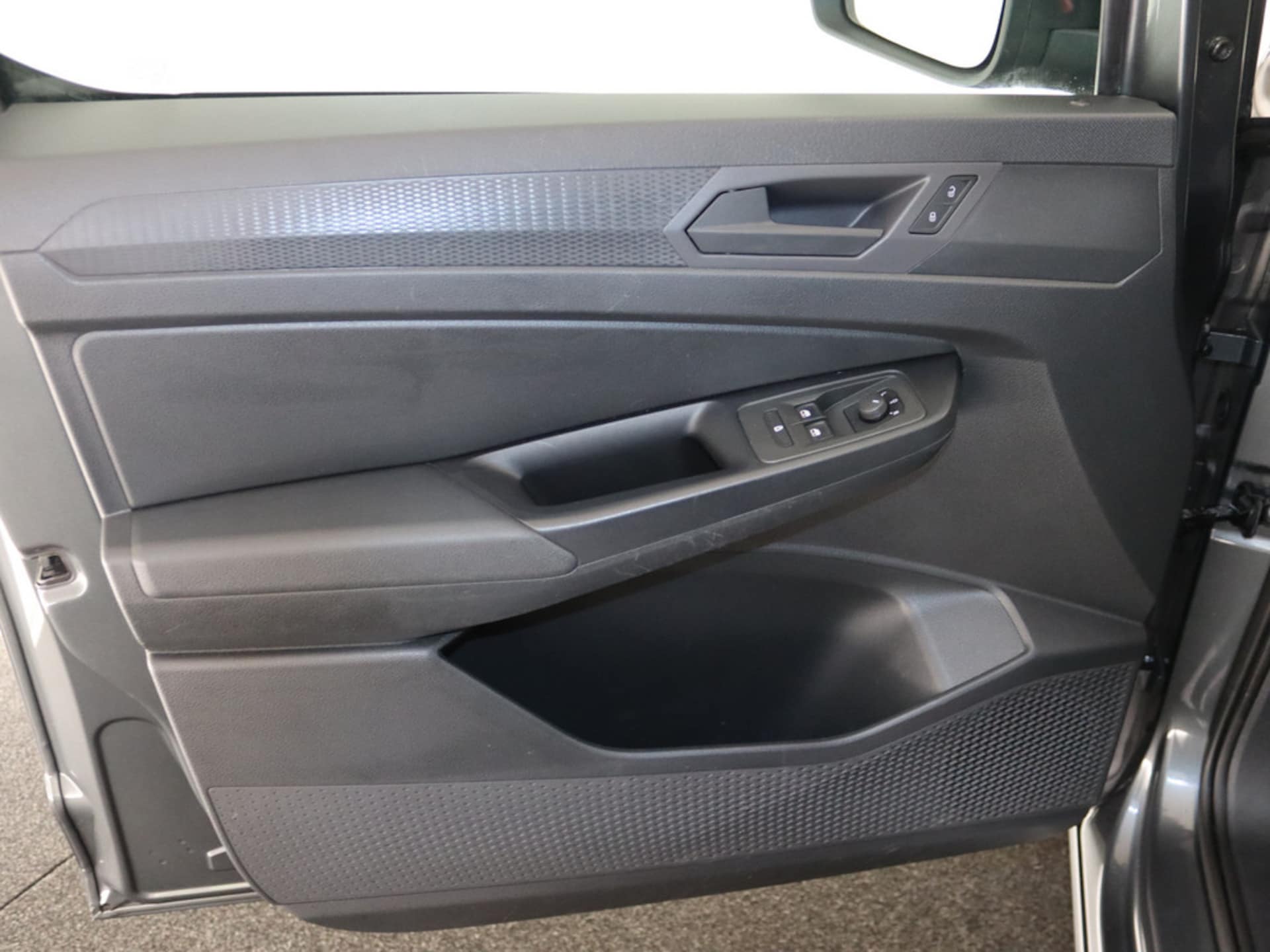 Volkswagen Caddy Kombi Basis-Modell