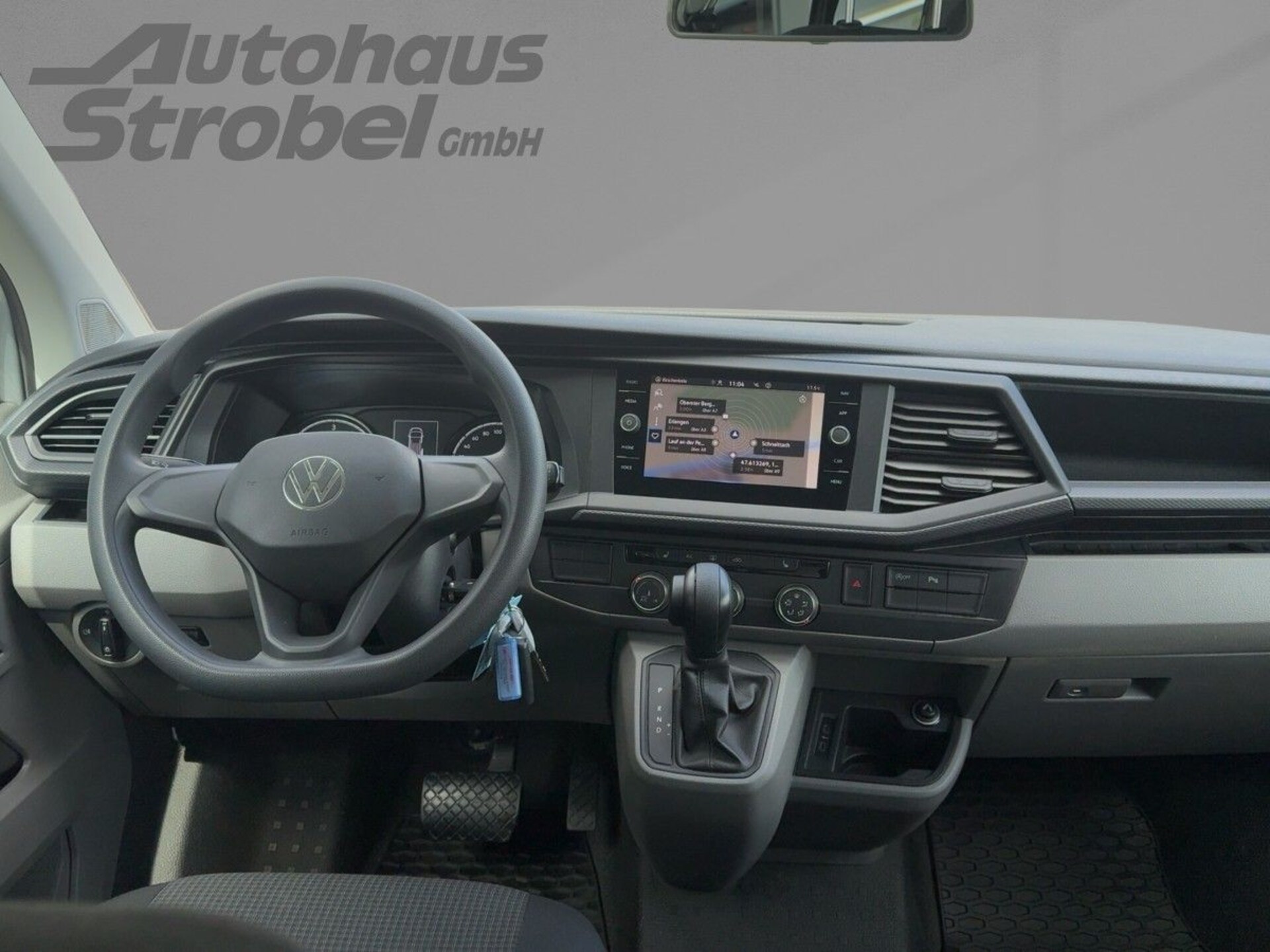 Volkswagen T6.1 Transporter Kombi langer Radstand
