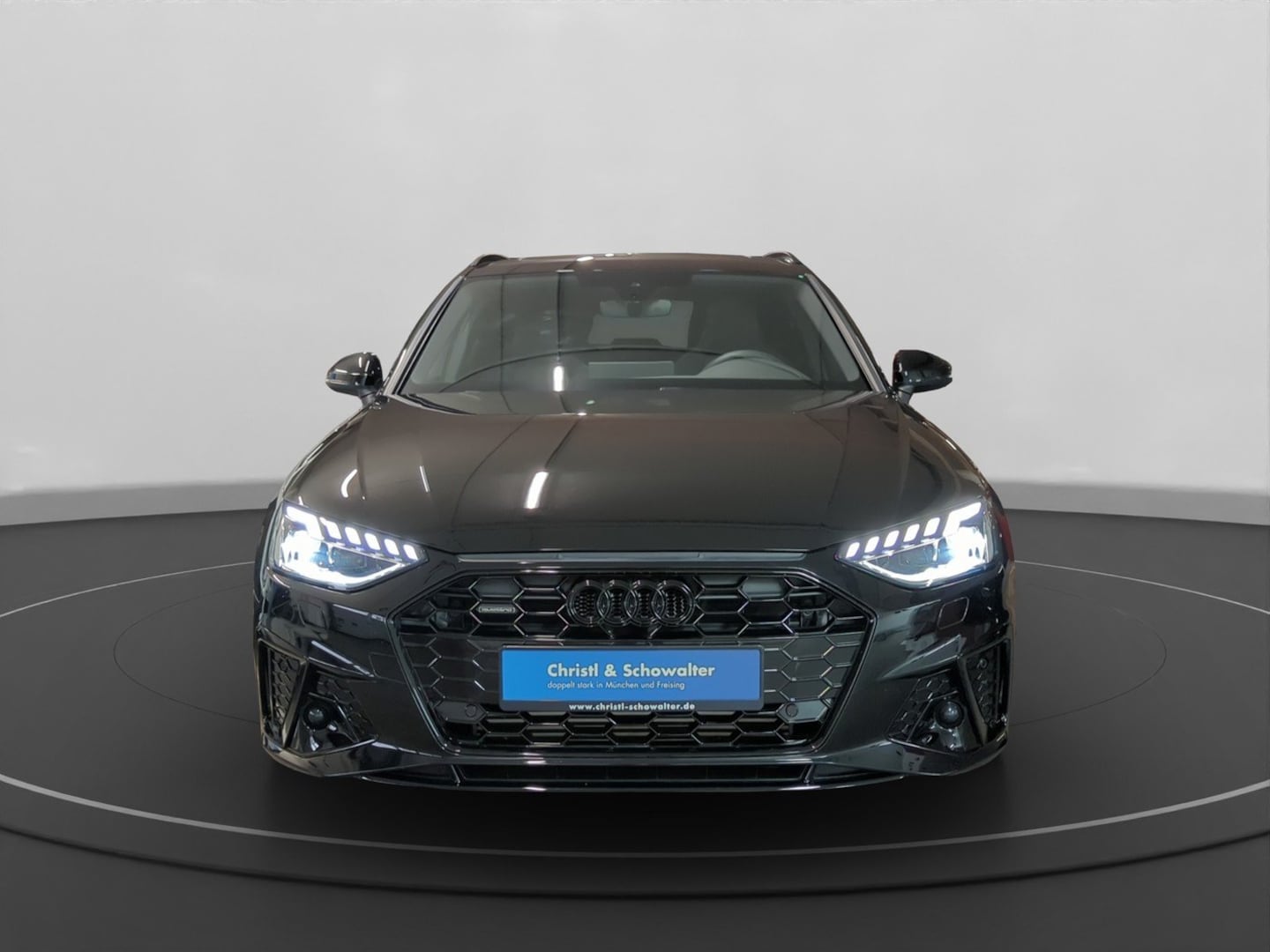 Bild über Audi A4 Avant S line 40 TFSI quattro S tronic - für weitere Informationen kontaktieren Sie den Audi Partner