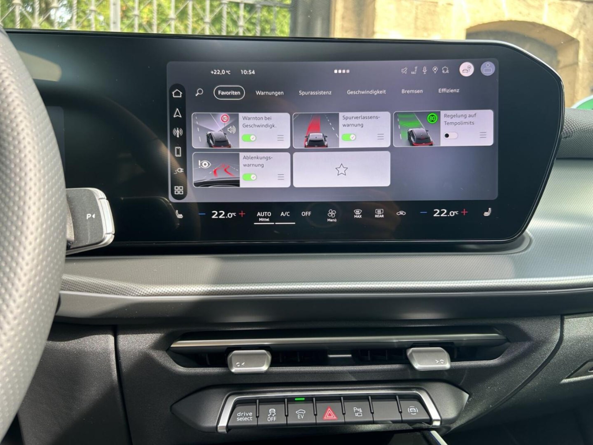 Audi Q3 SUV e-hybrid