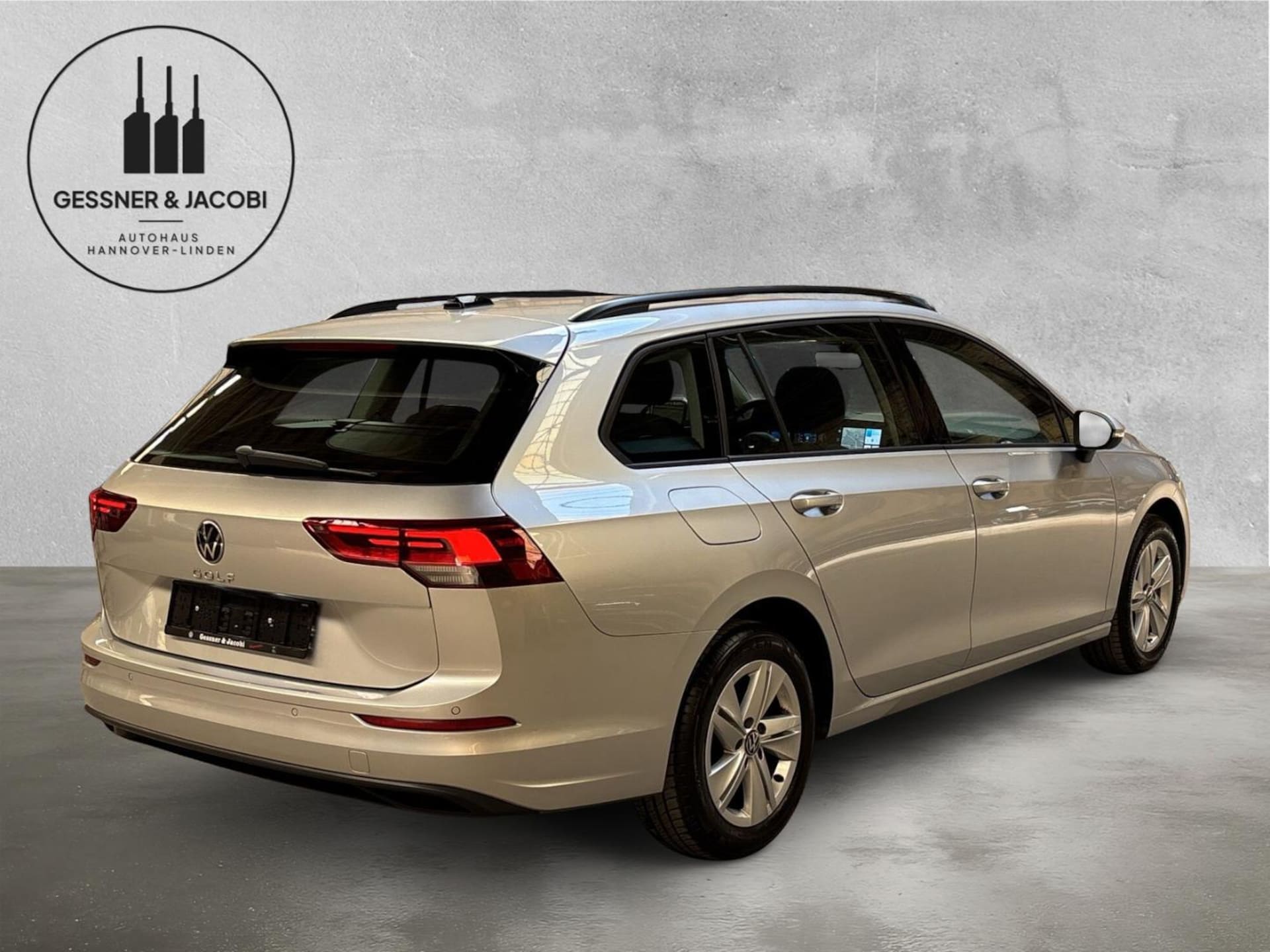 Volkswagen Golf Variant Life
